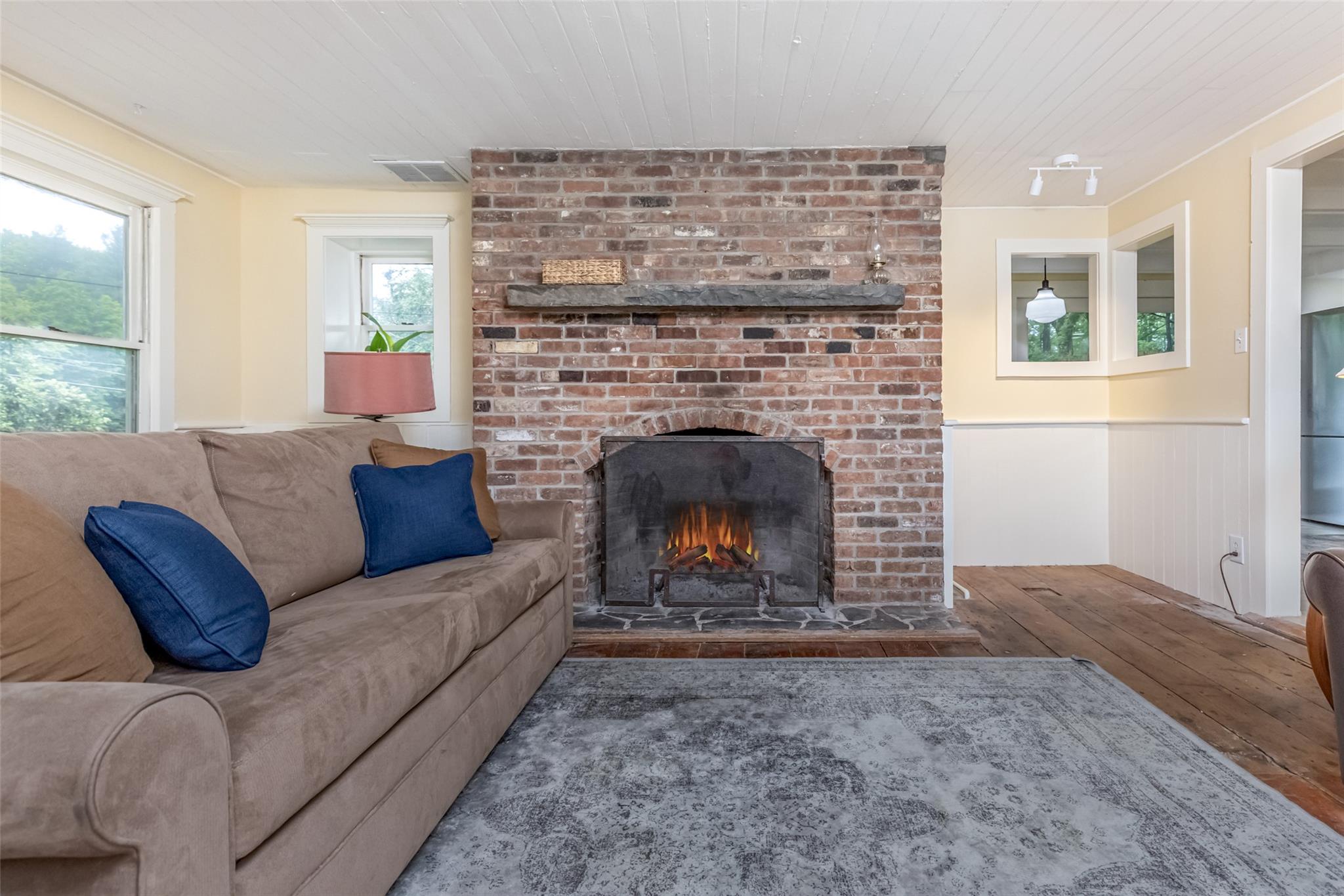 571-575 County Route 2, Accord, NY 12404