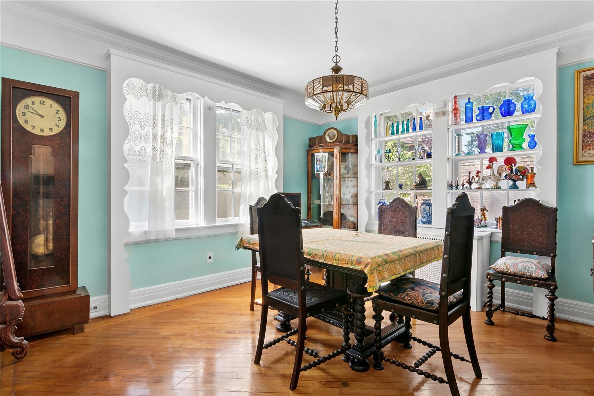 54 Ingram Street, Forest Hills, NY 11375