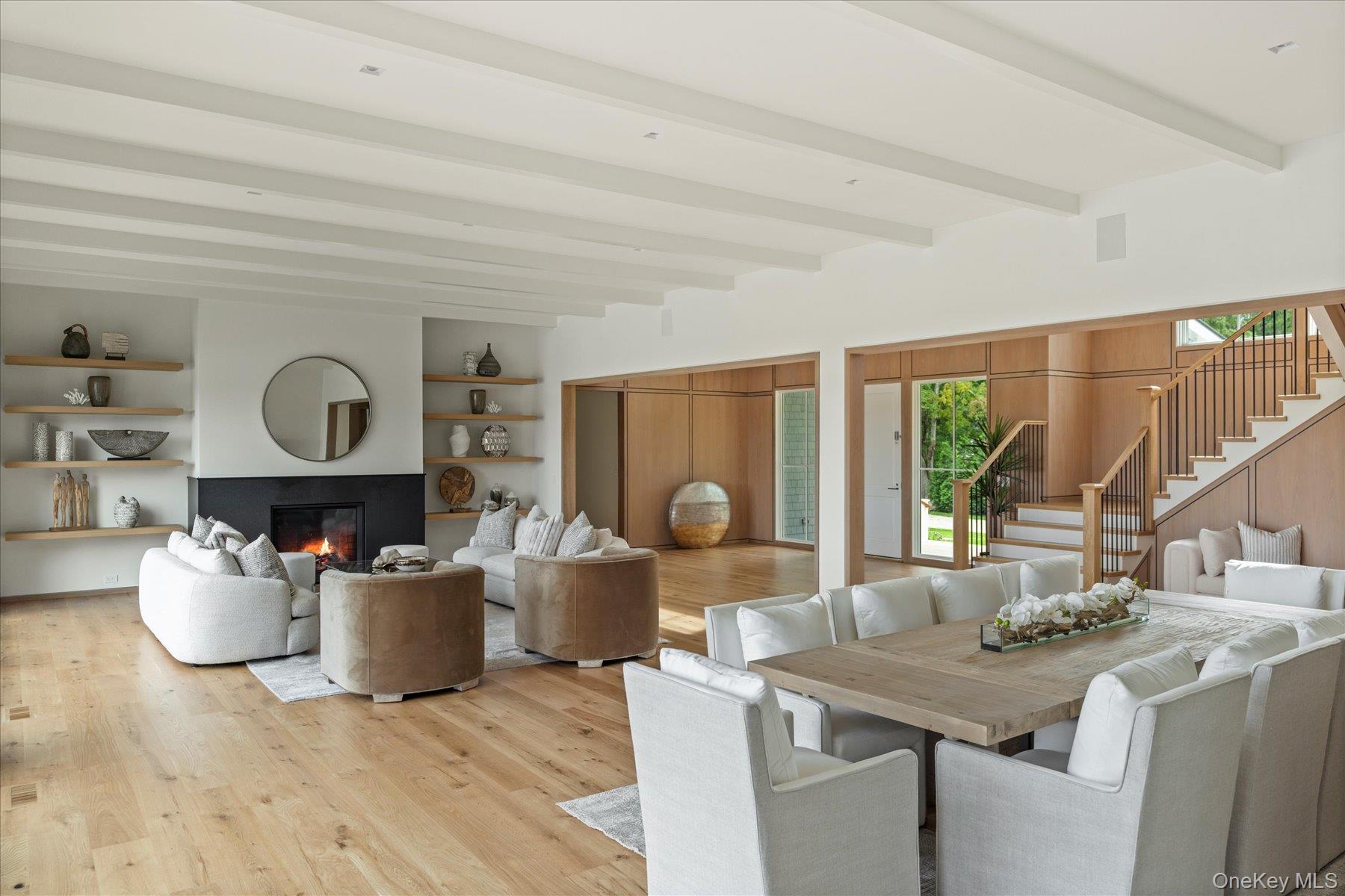 551 Main Street, Quiogue, NY 11978