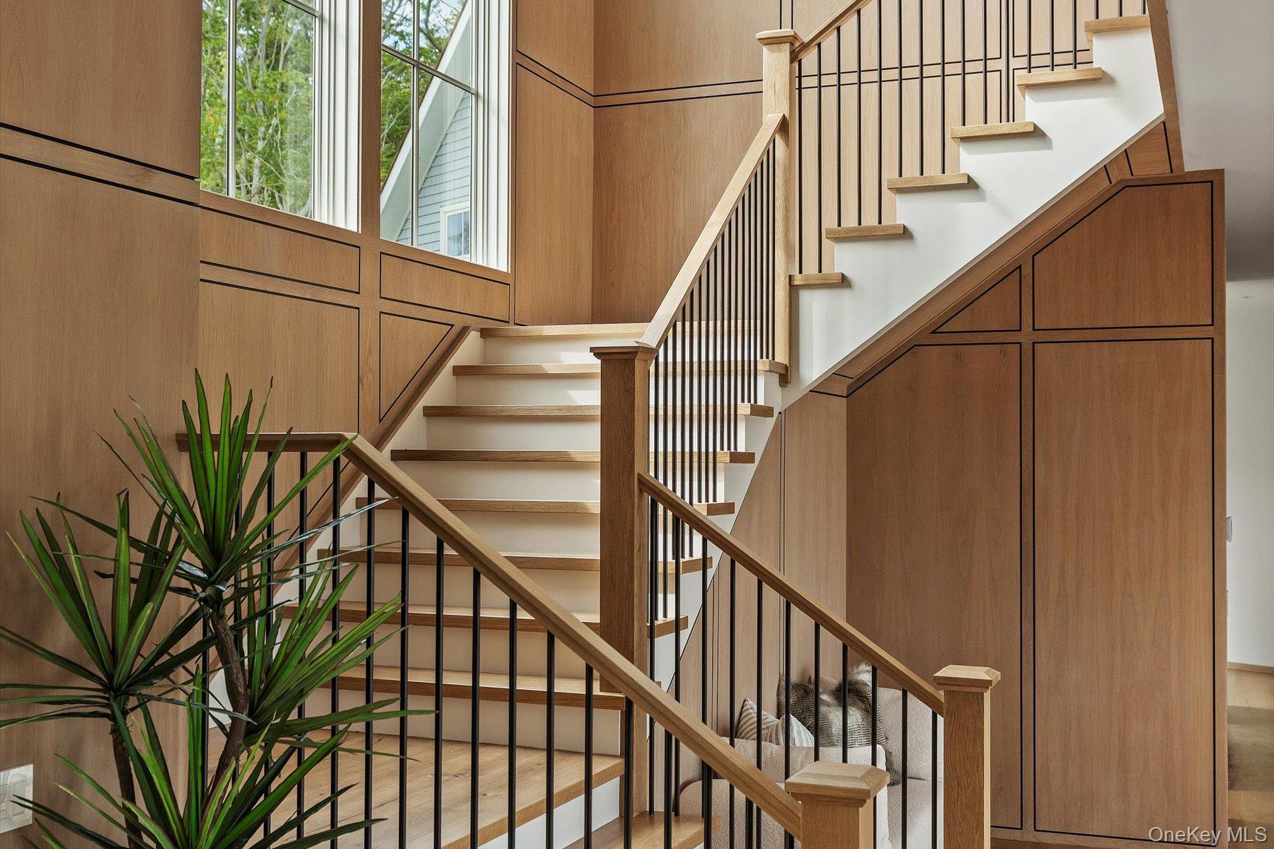 551 Main Street, Quiogue, NY 11978