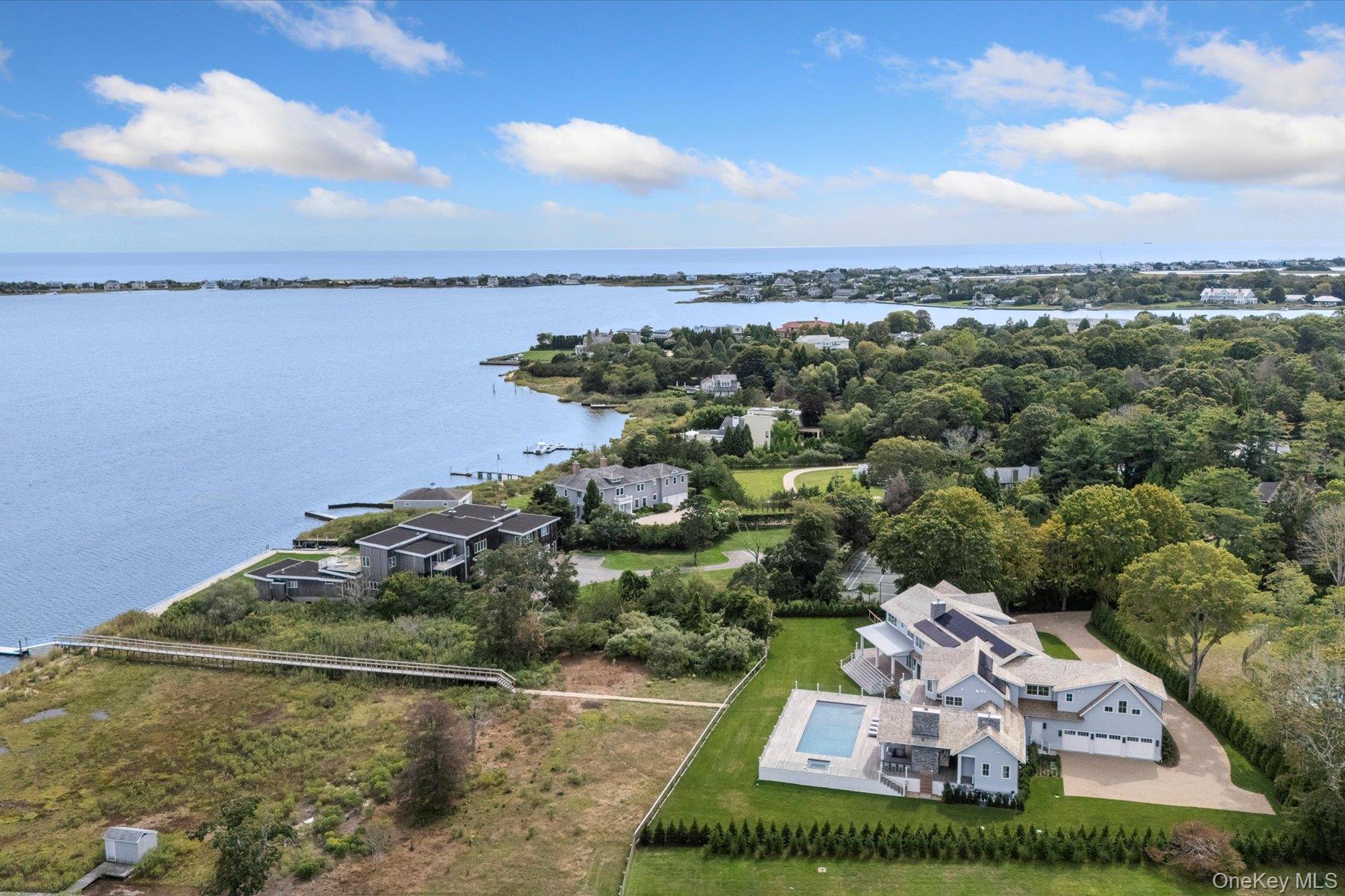 551 Main Street, Quiogue, NY 11978