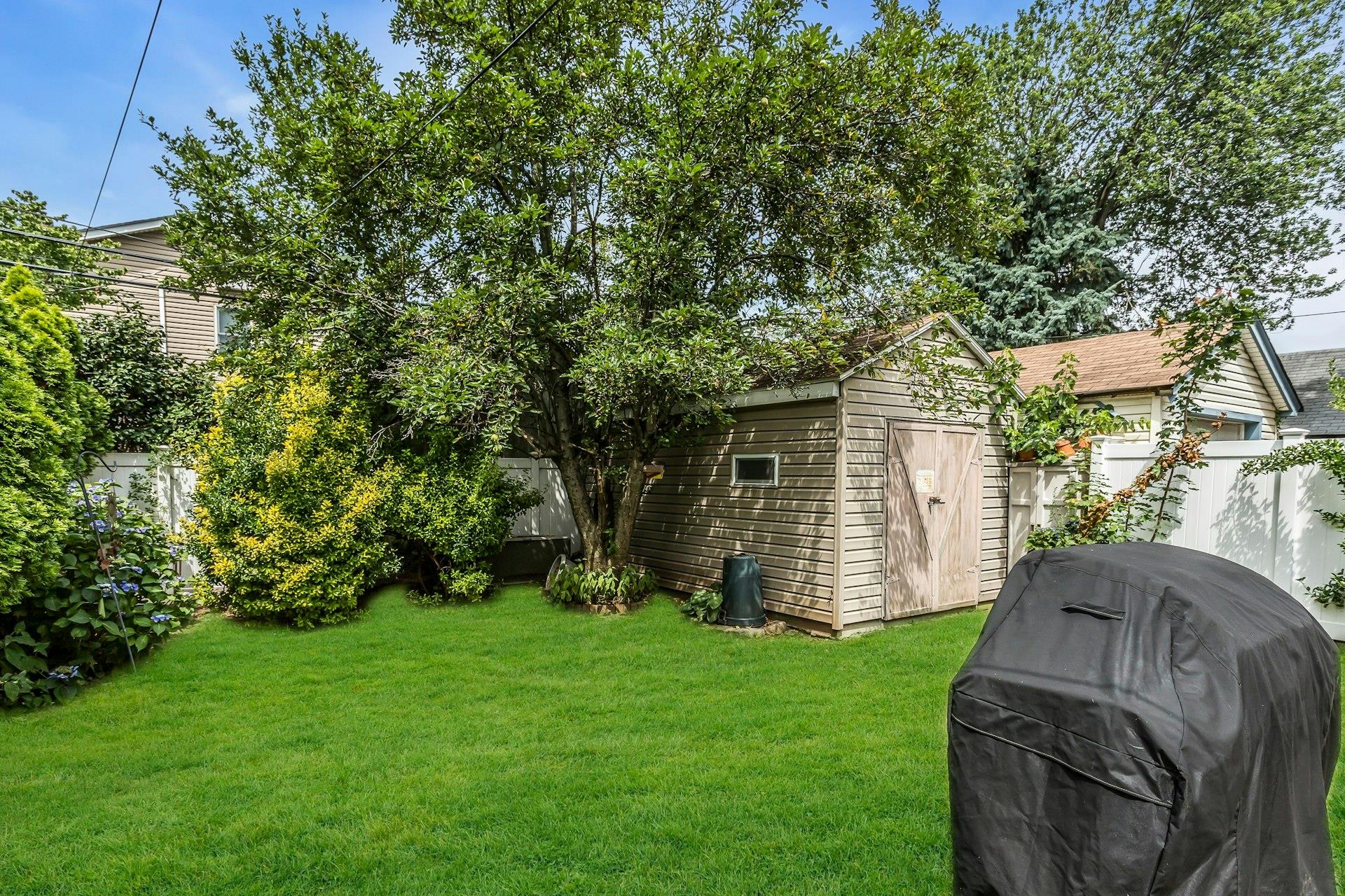 8748 252nd Street, Bellerose, NY 11426