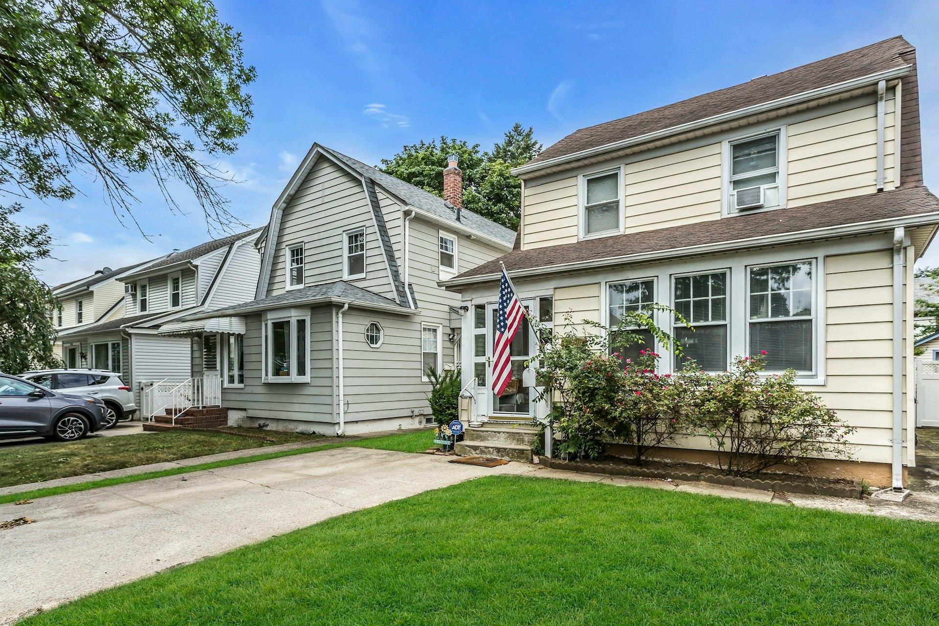 8748 252nd Street, Bellerose, NY 11426