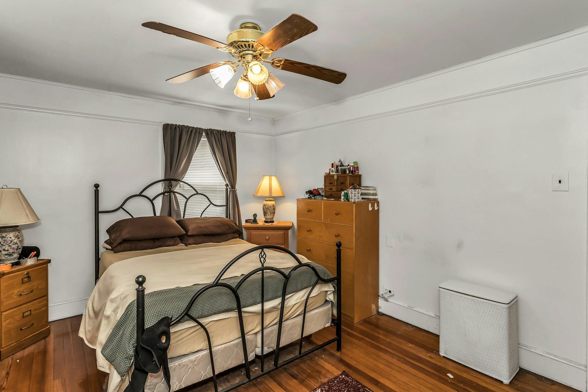 8748 252nd Street, Bellerose, NY 11426