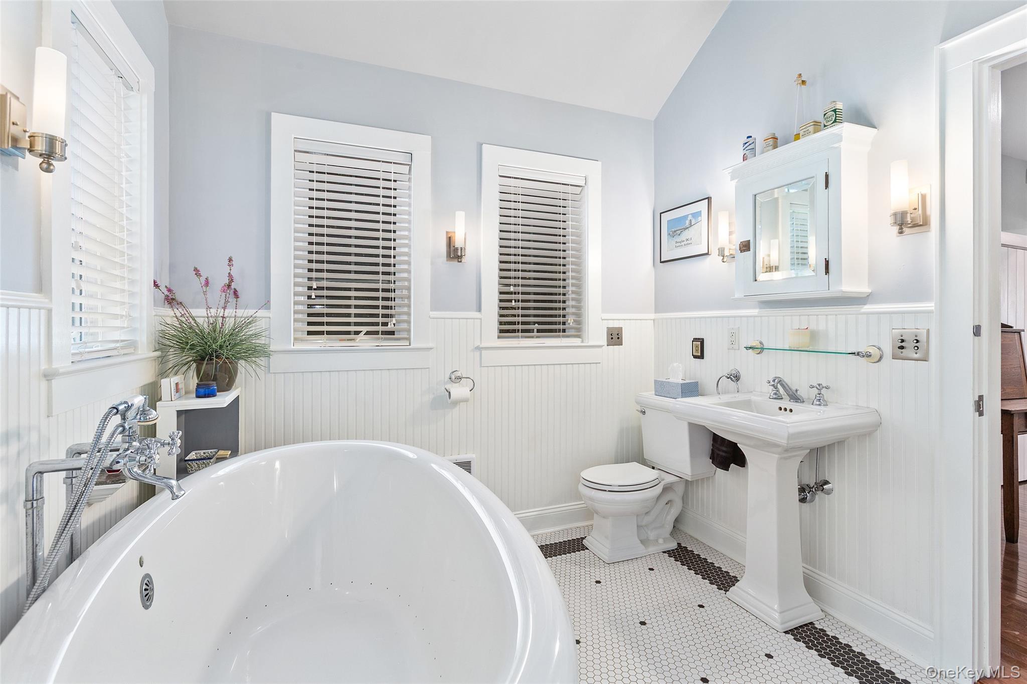 64 Ridgeland Road, South Salem, NY 10590