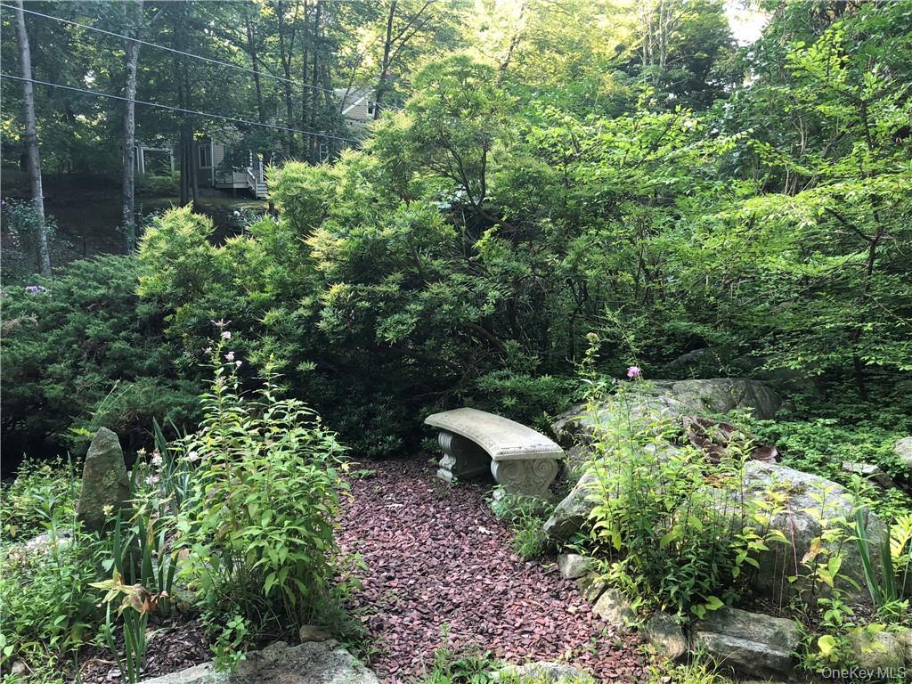 64 Ridgeland Road, South Salem, NY 10590