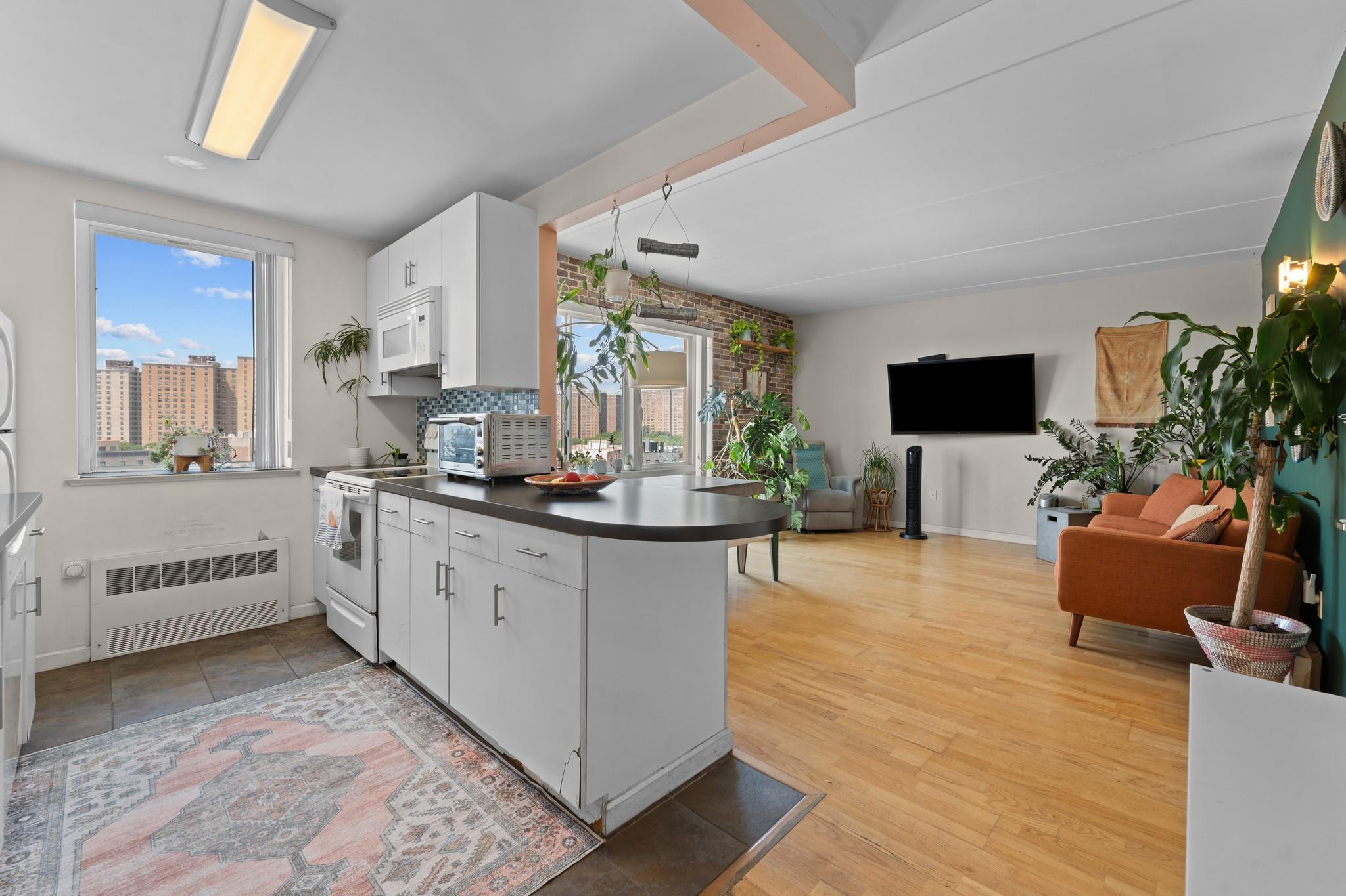 853 Macy Place # 8E, Bronx, NY 10455