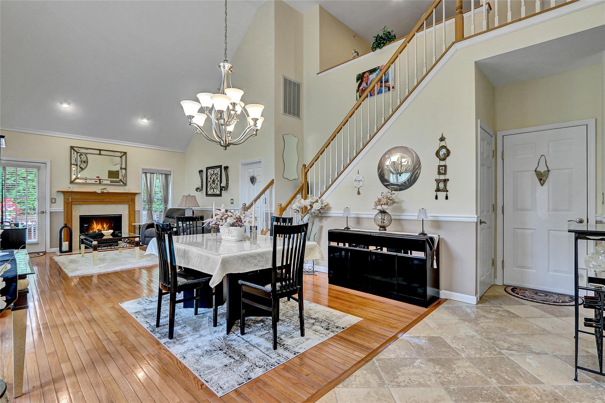 7 Halley Lane, Miller Place, NY 11764