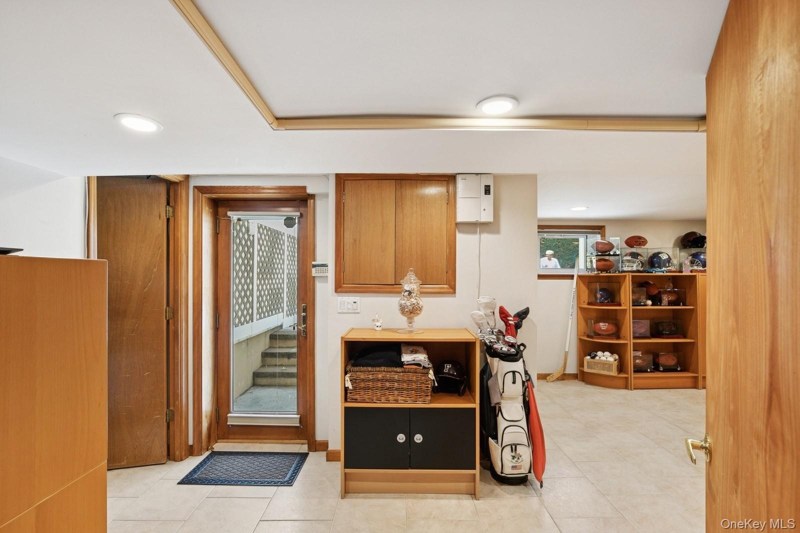 53 Orange Drive, Jericho, NY 11753