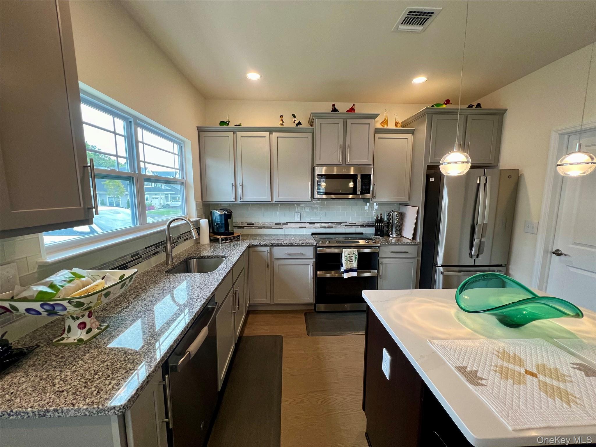 37 Willow Circle # 37, Coram, NY 11727