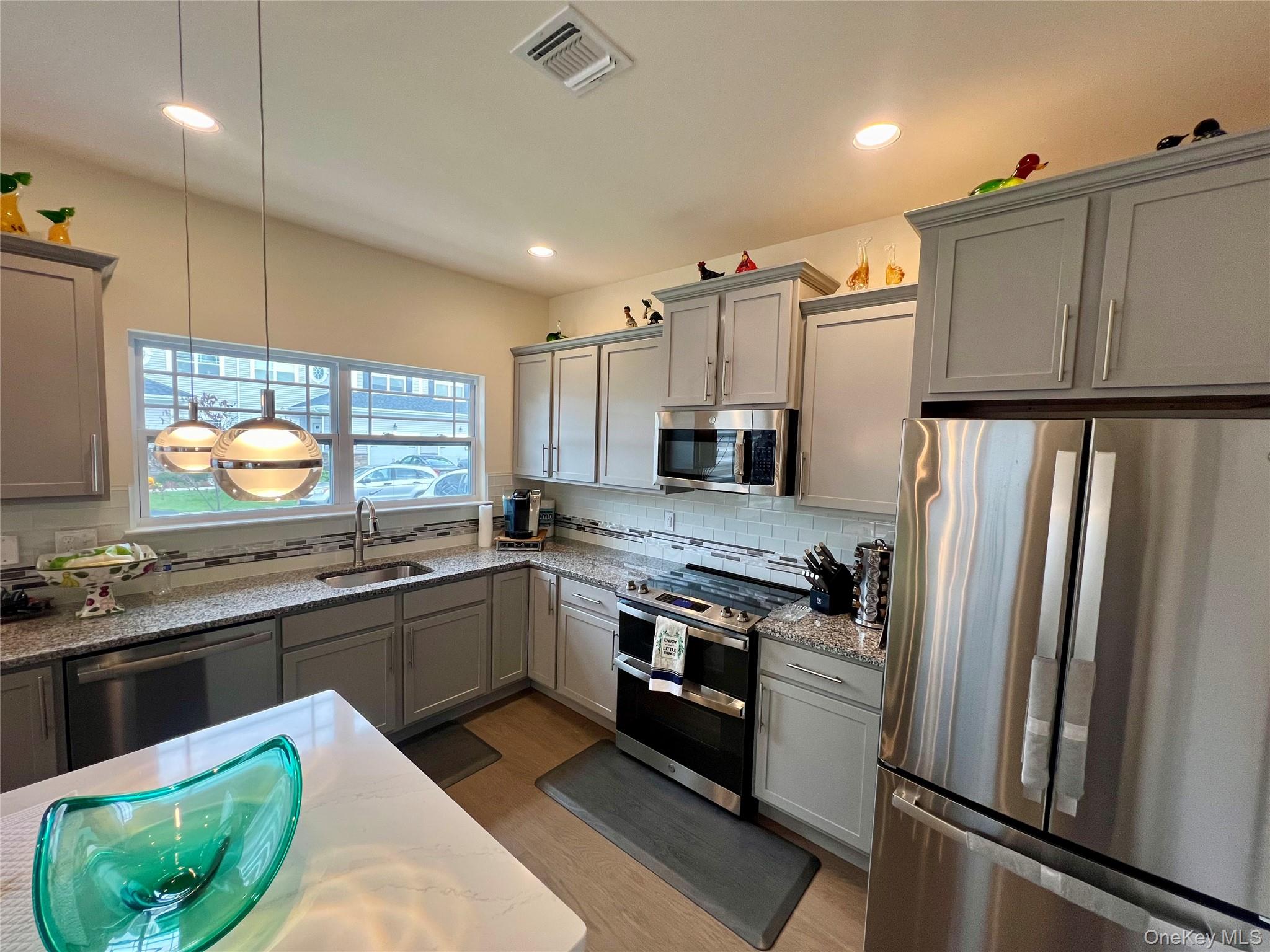 37 Willow Circle # 37, Coram, NY 11727