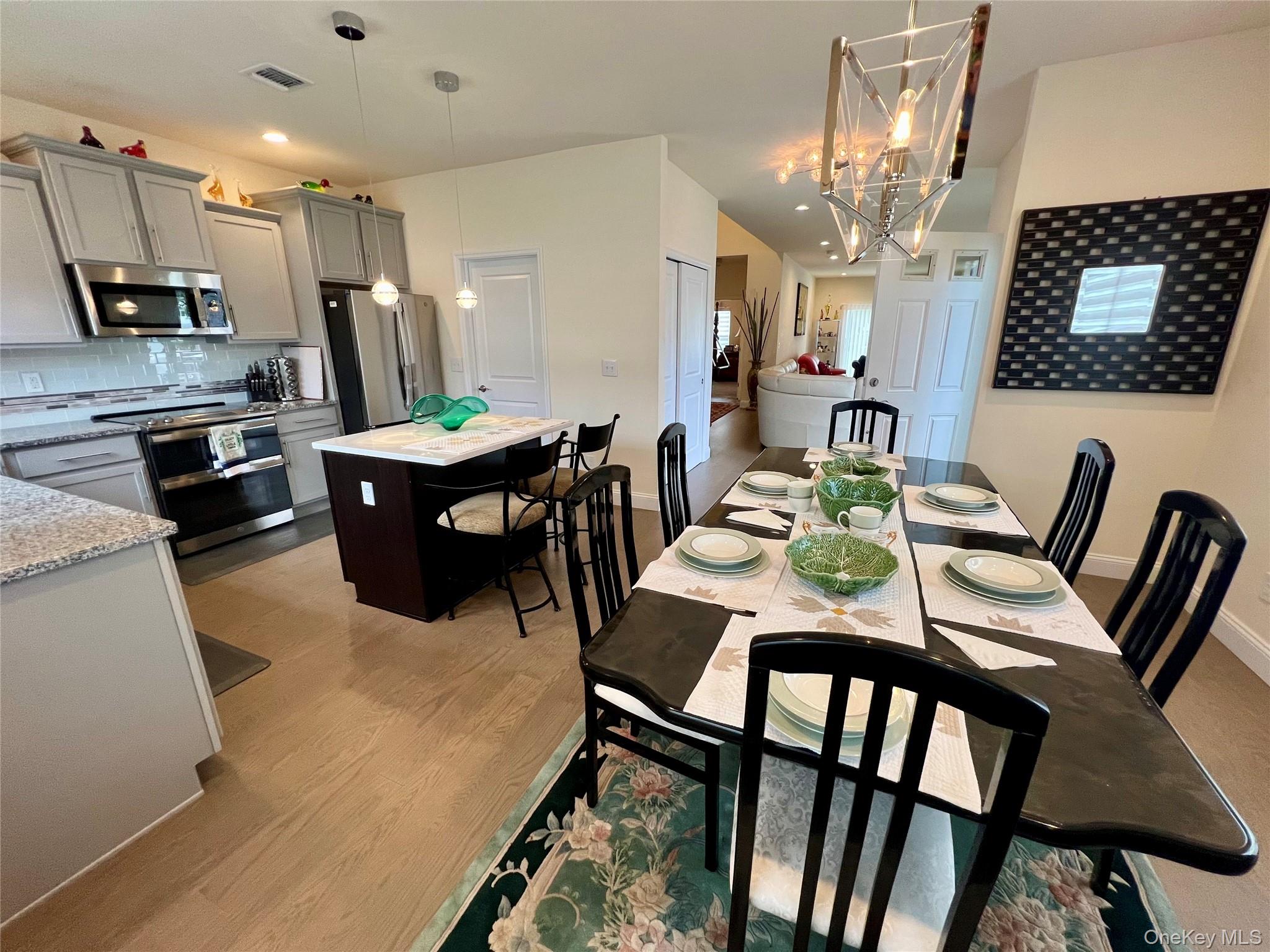 37 Willow Circle # 37, Coram, NY 11727