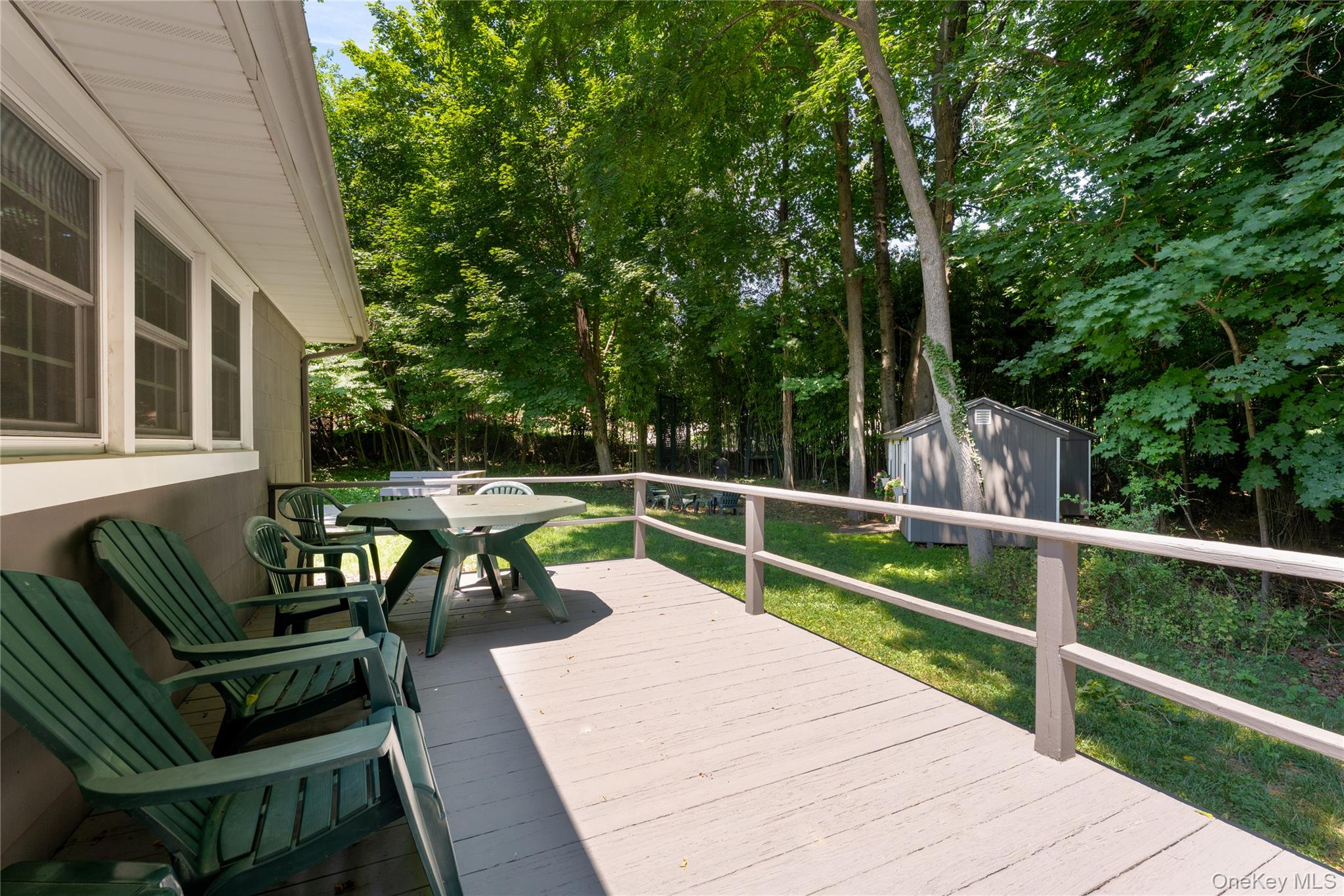 11 Quaker Path, Stony Brook, NY 11790