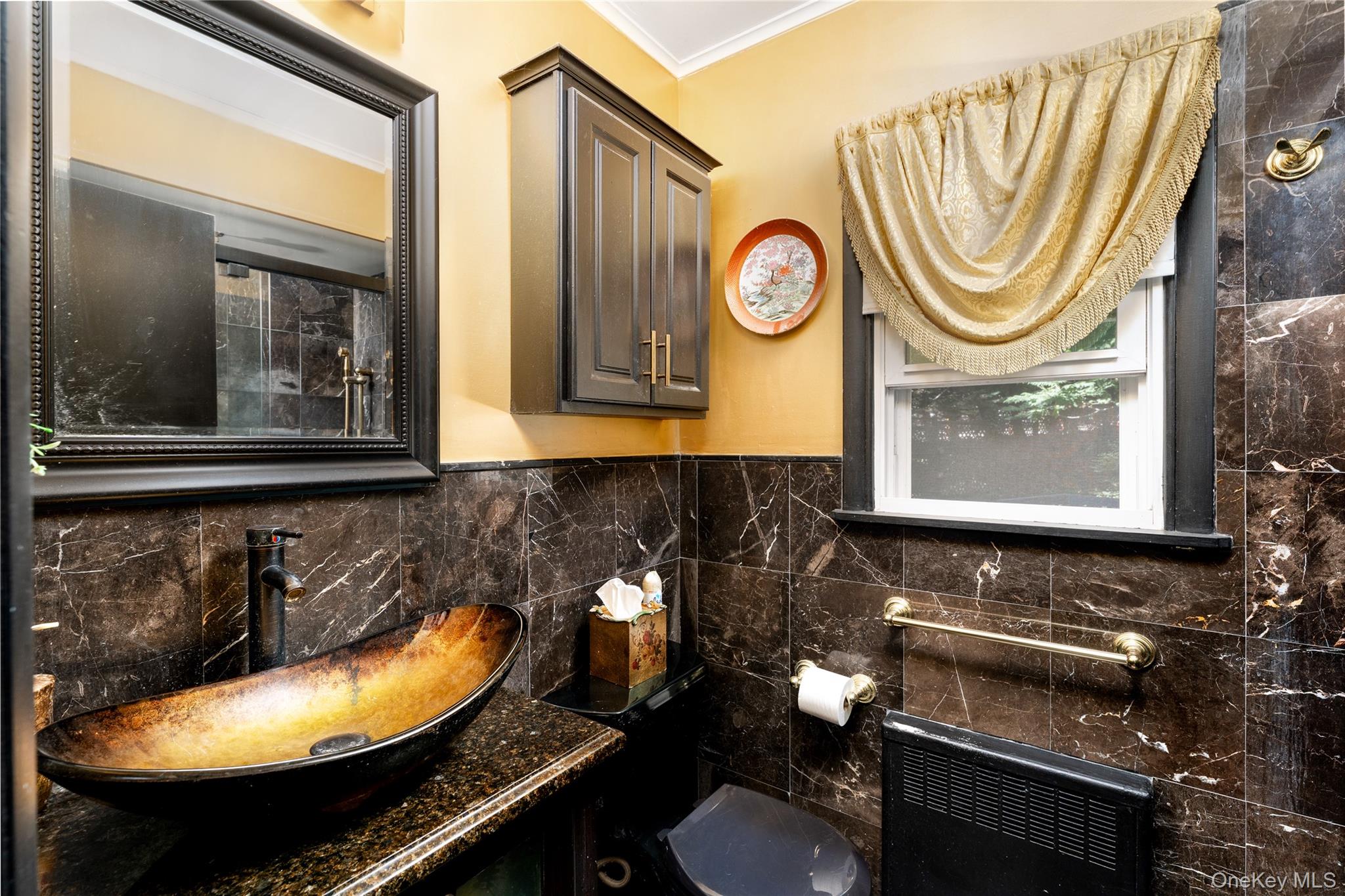 11 Quaker Path, Stony Brook, NY 11790