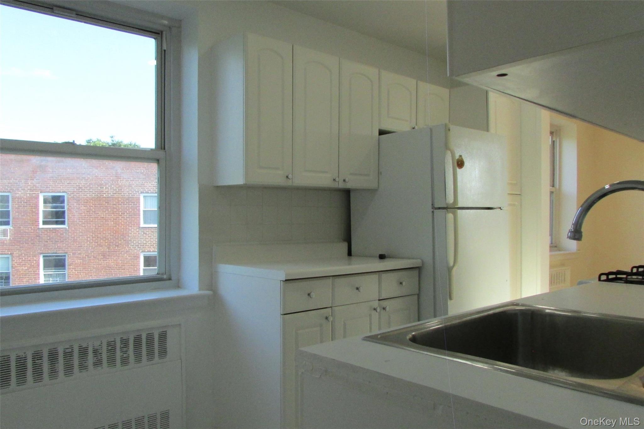 30 S Cole Avenue # 6 F, Spring Valley, NY 10977