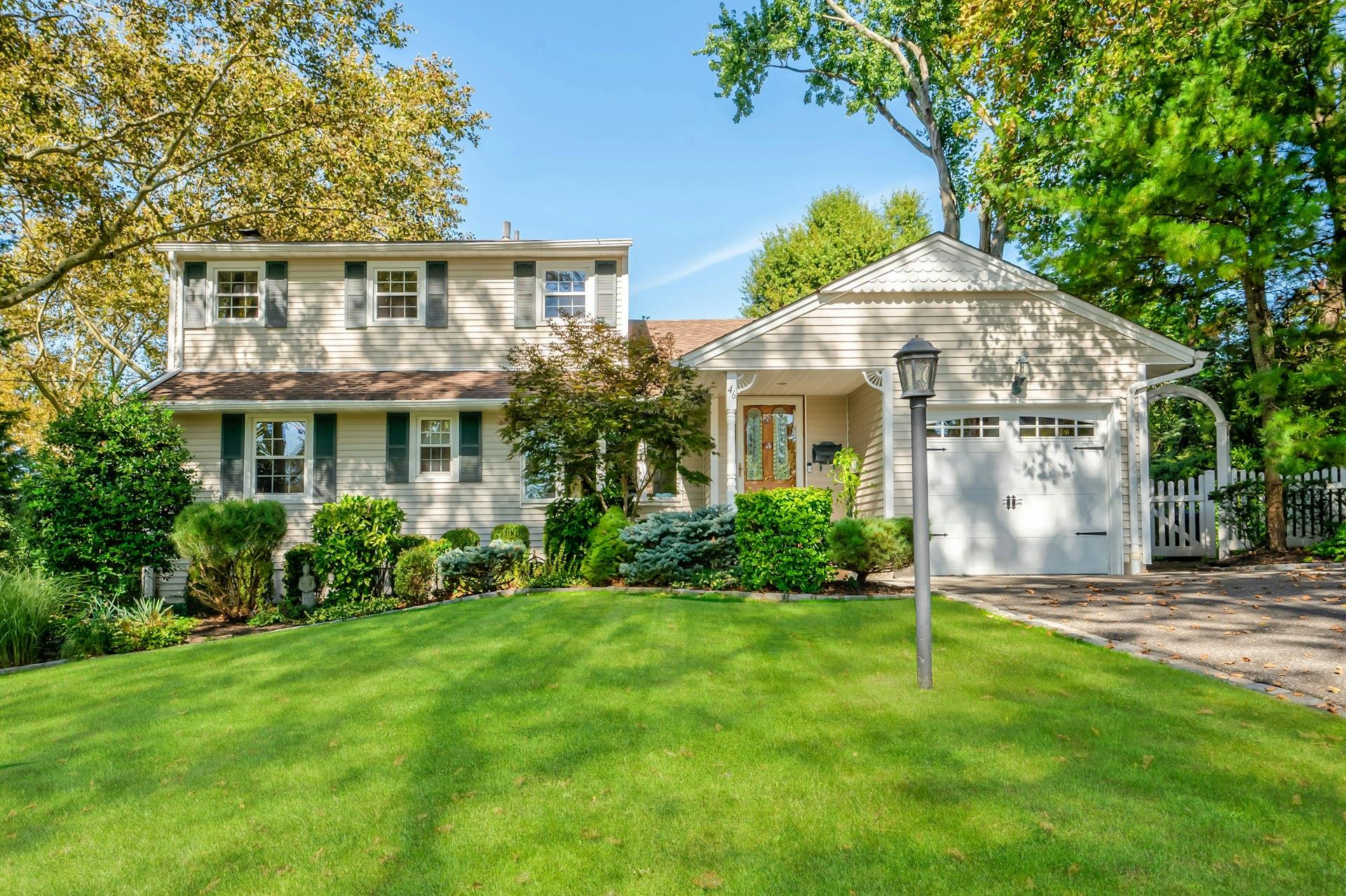46 Garfield Avenue, Glen Head, NY 11545
