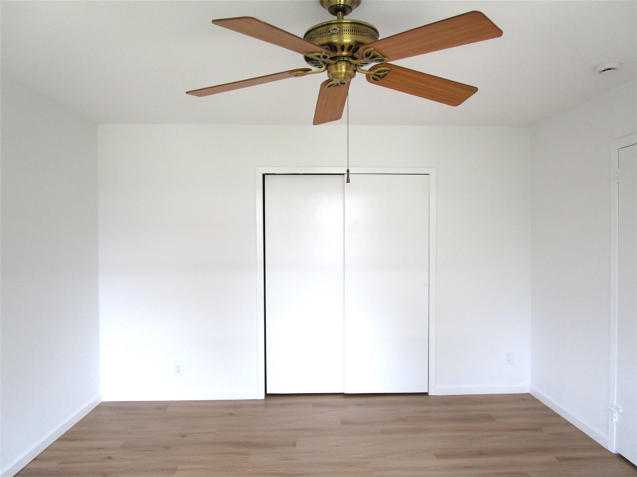 324 Post Avenue # Apt. 8-J, Westbury, NY 11590