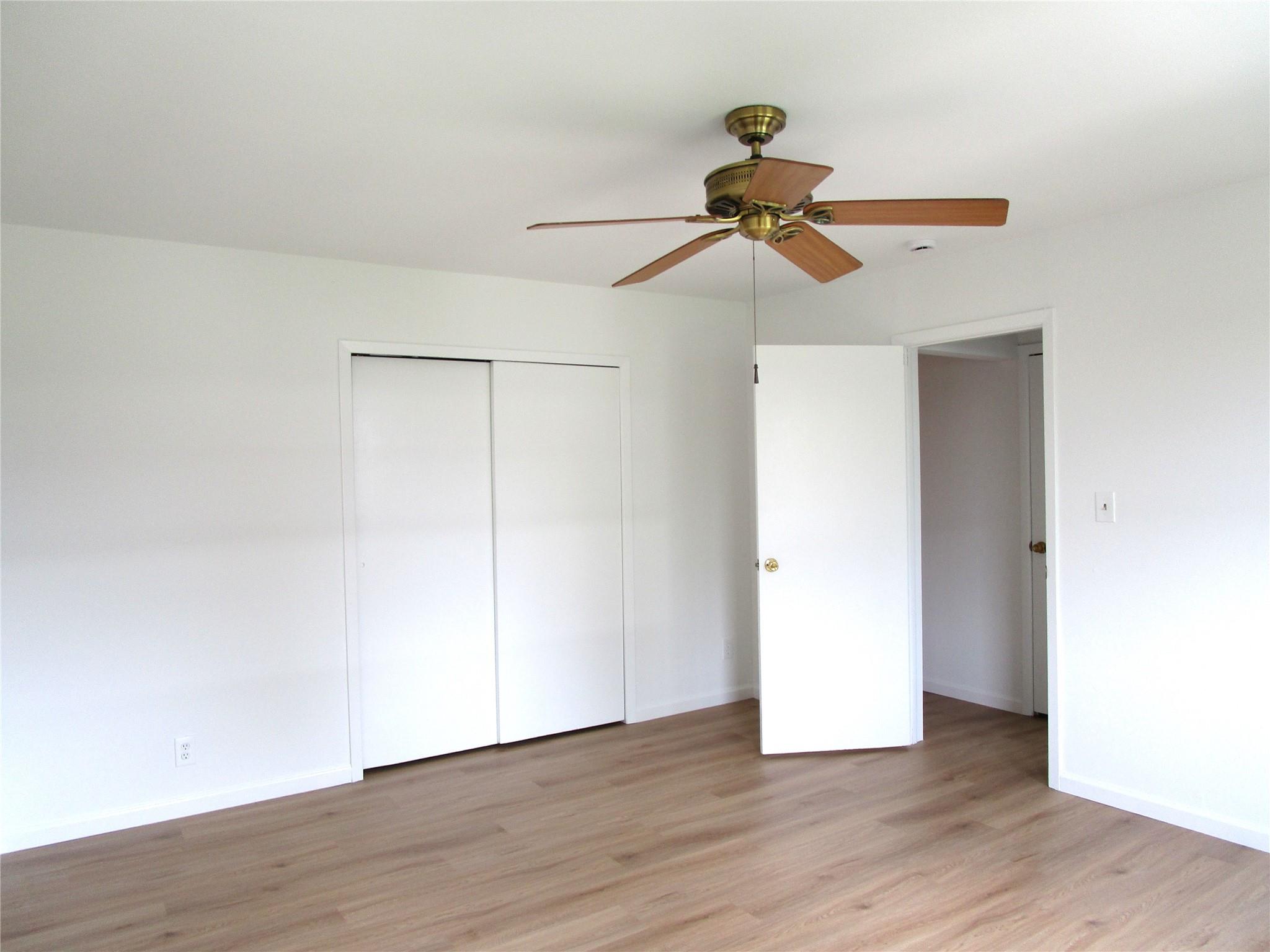 324 Post Avenue # Apt. 8-J, Westbury, NY 11590