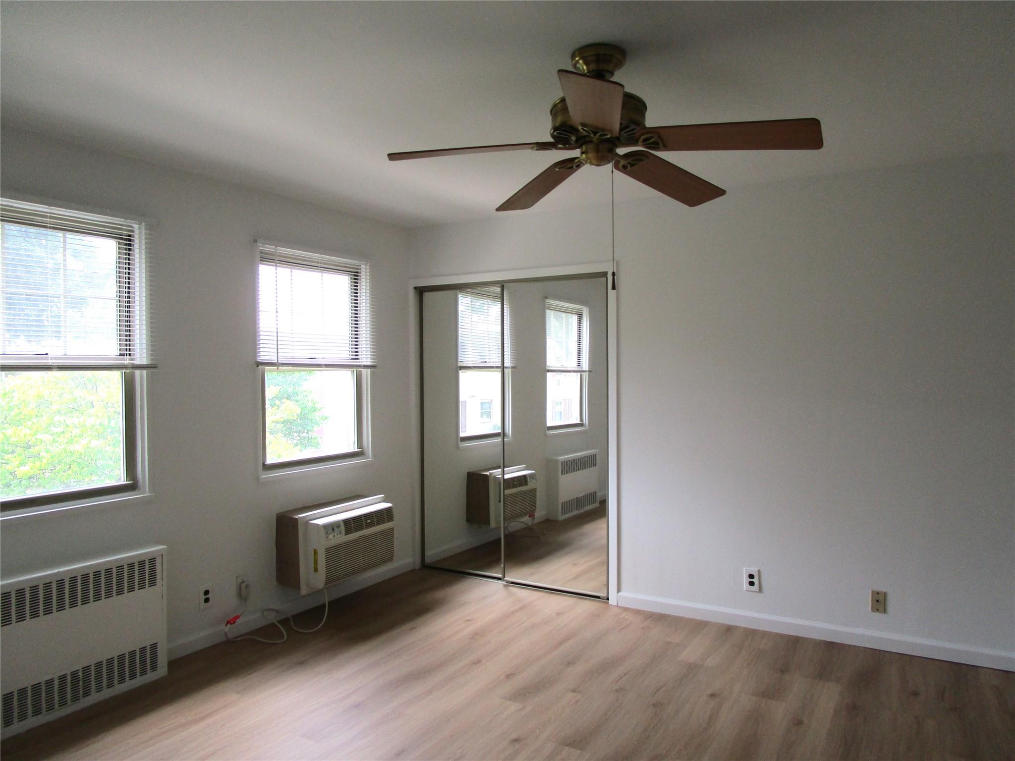 324 Post Avenue # Apt. 8-J, Westbury, NY 11590