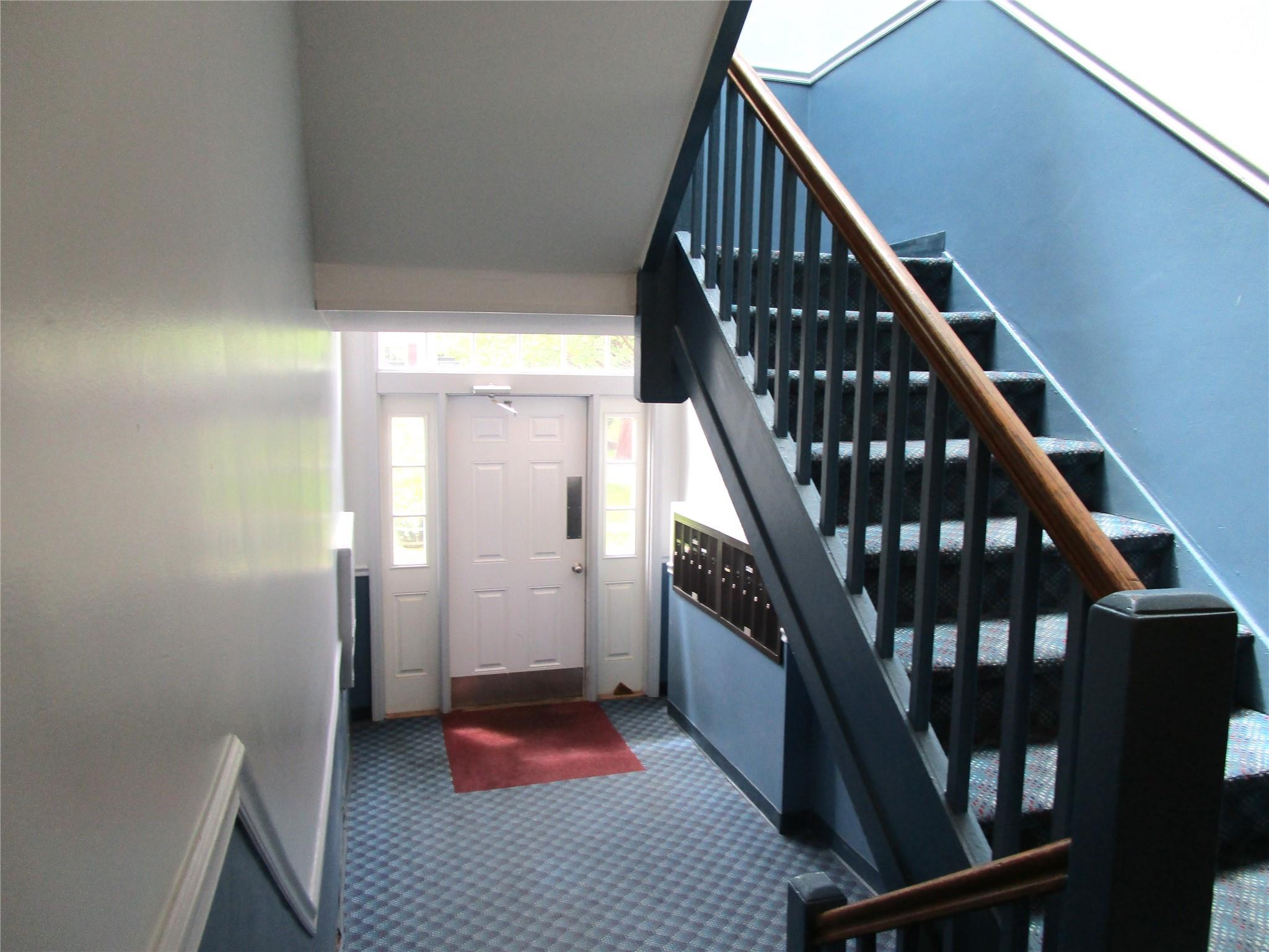 324 Post Avenue # Apt. 8-J, Westbury, NY 11590