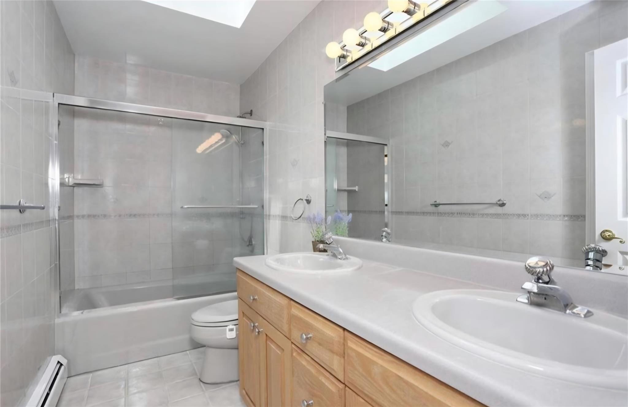 18 Mesa Place, Nanuet, NY 10954