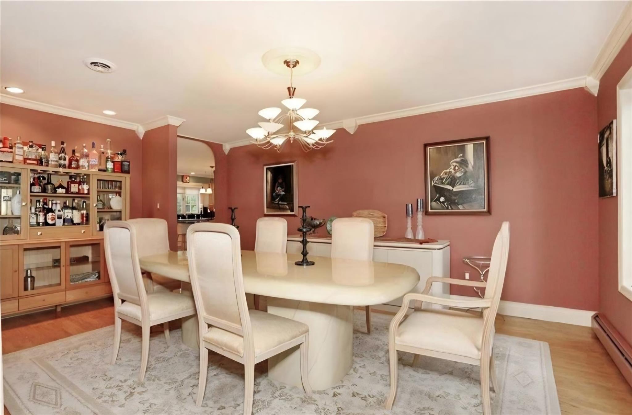 18 Mesa Place, Nanuet, NY 10954