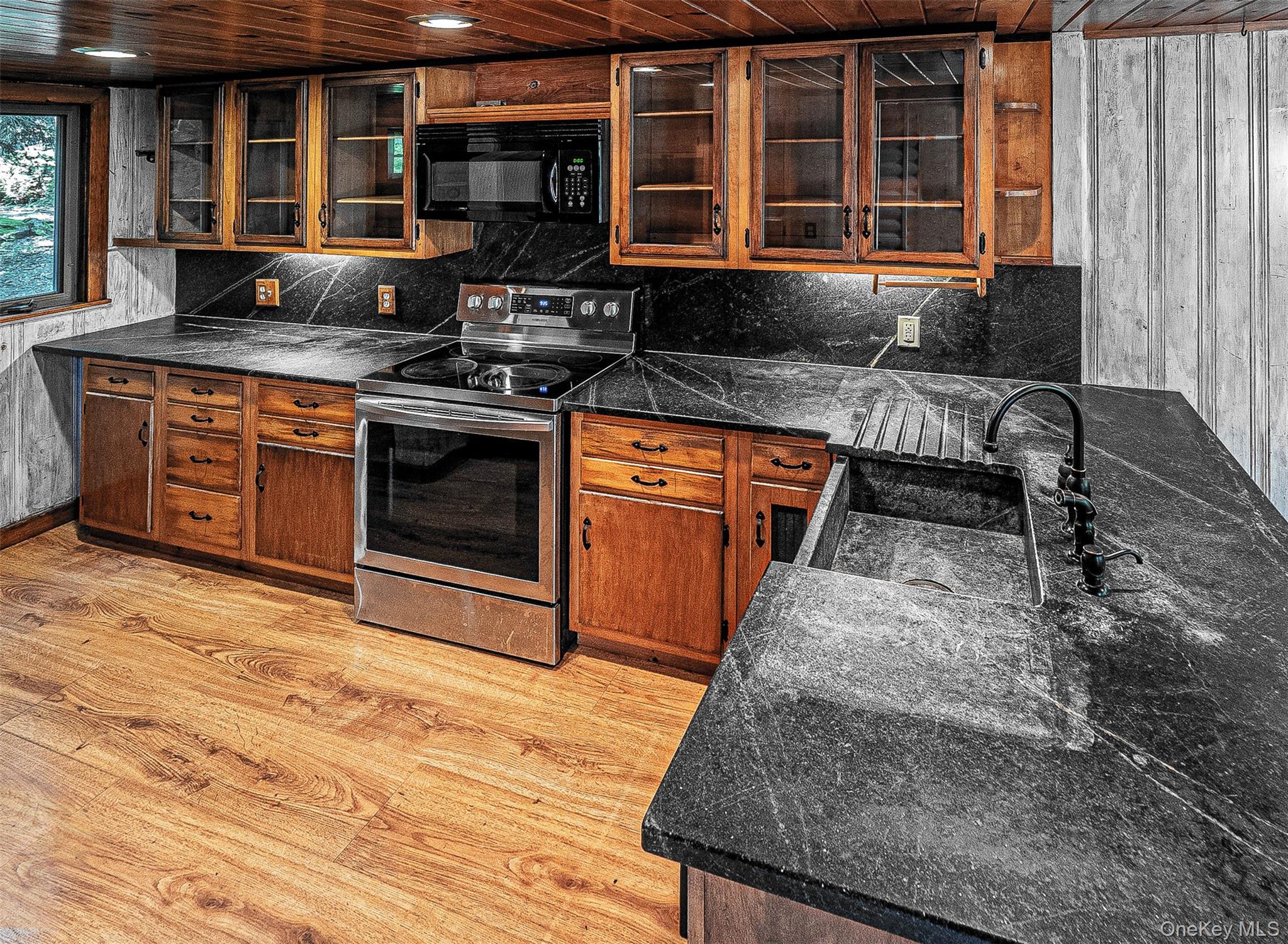 444 Buttermilk Falls Road, Warwick, NY 10990