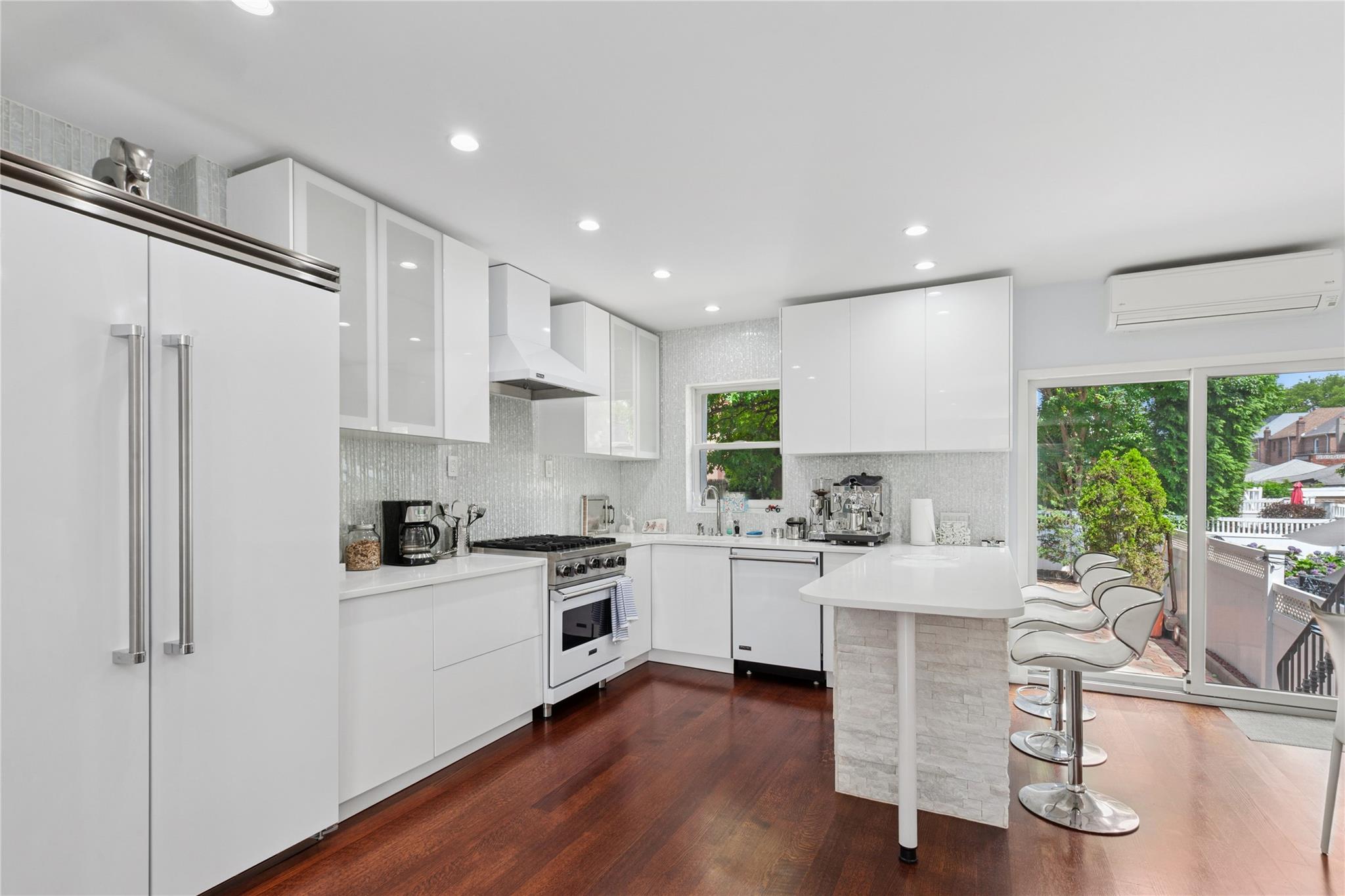 82-15 Penelope Avenue, Middle Village, NY 11379