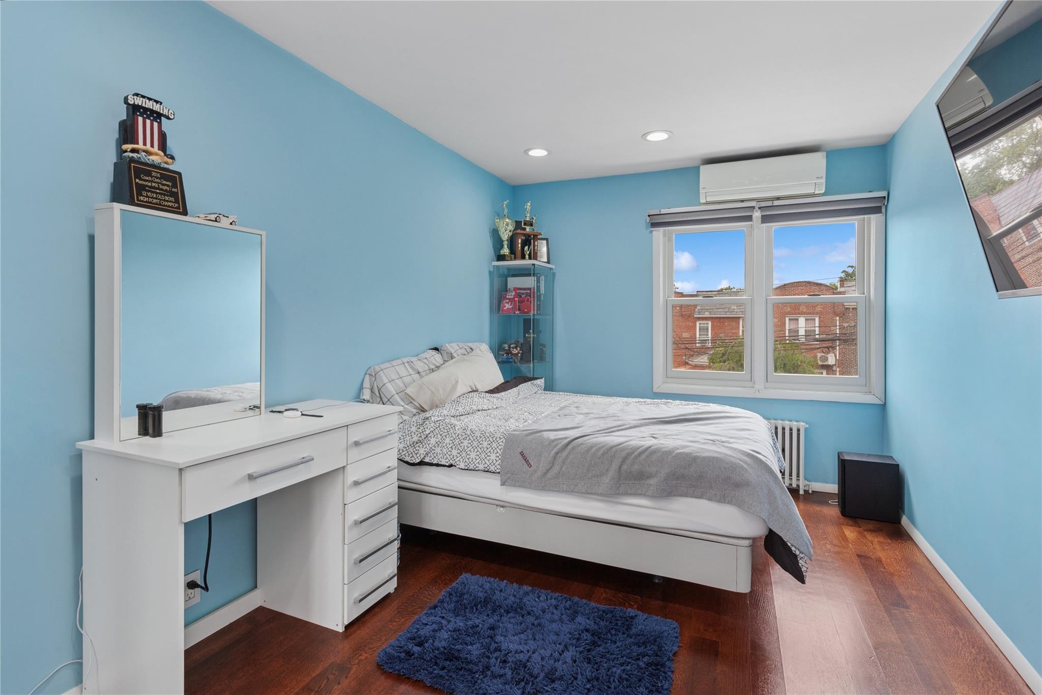 82-15 Penelope Avenue, Middle Village, NY 11379