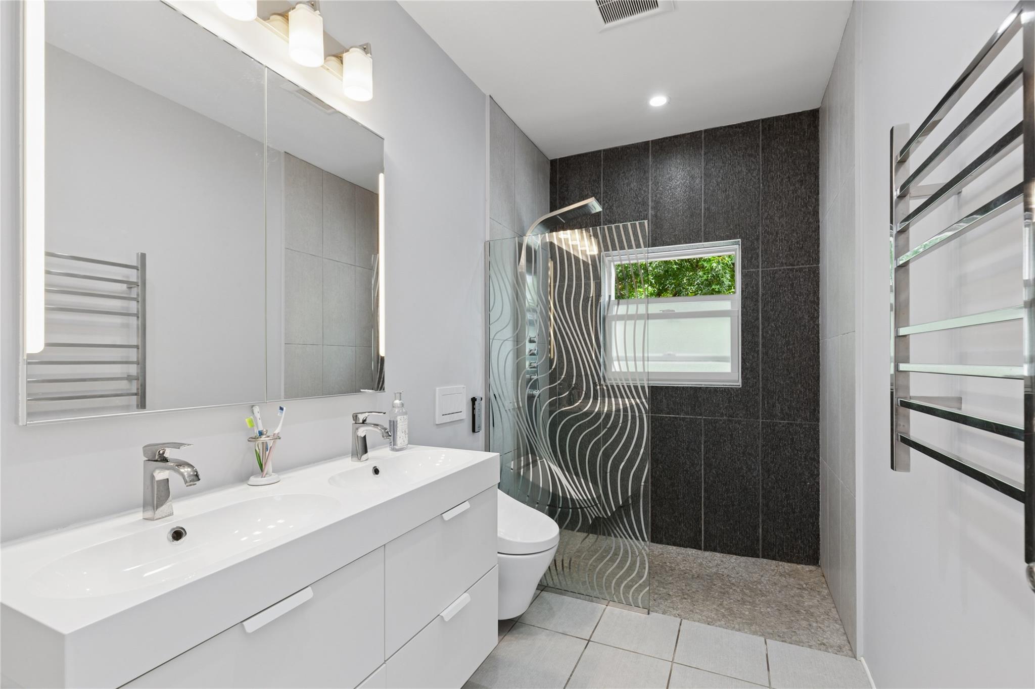 82-15 Penelope Avenue, Middle Village, NY 11379