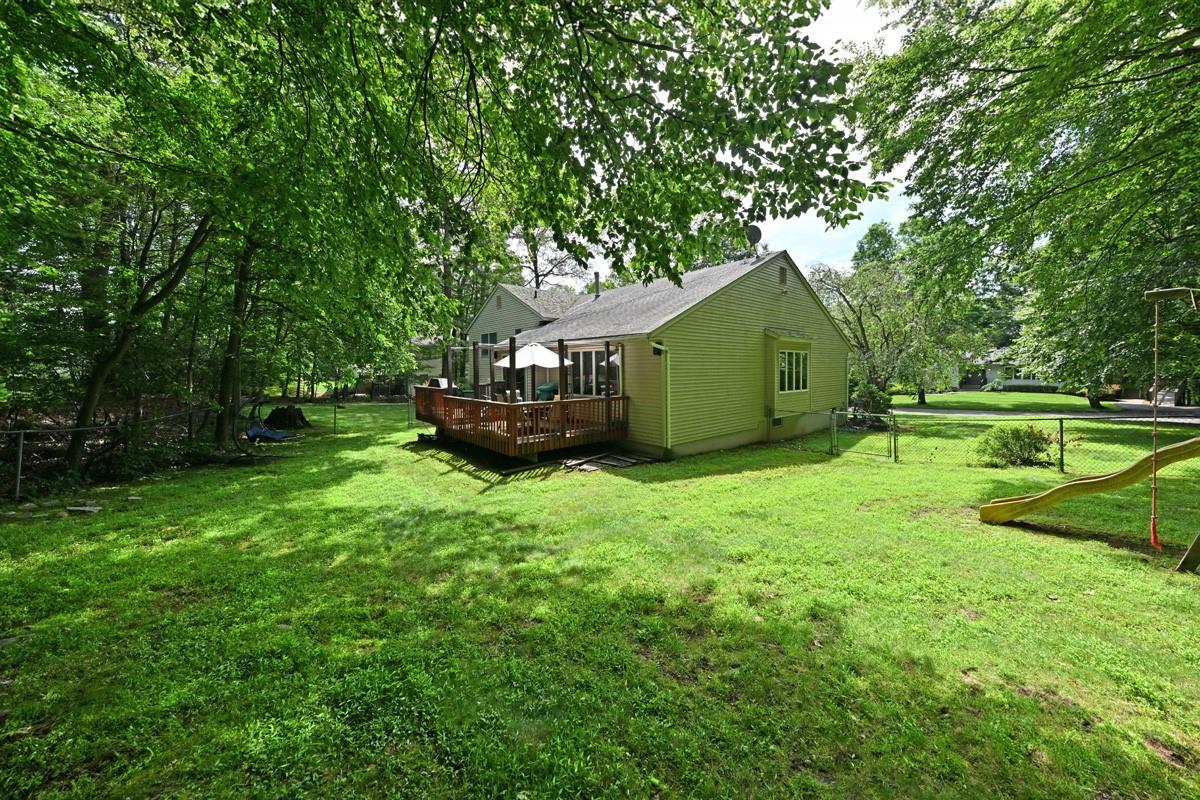 17 E Stemmer Lane, Suffern, NY 10901