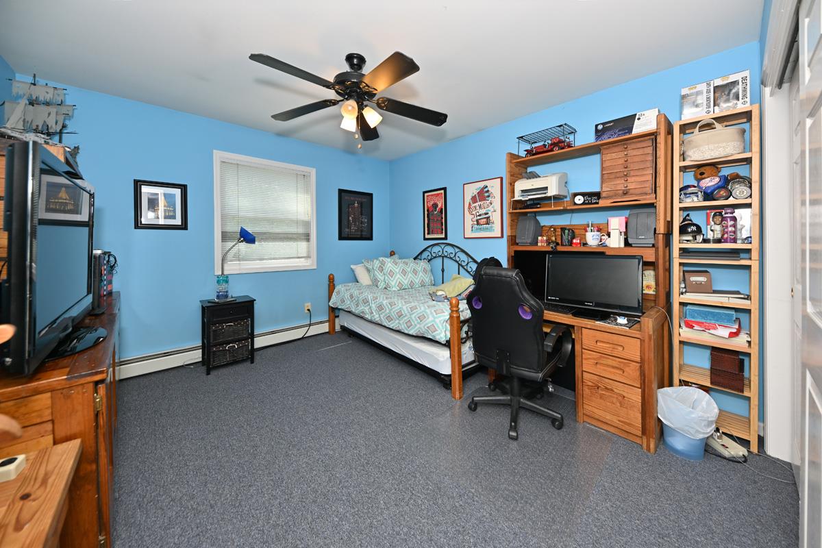 17 E Stemmer Lane, Suffern, NY 10901