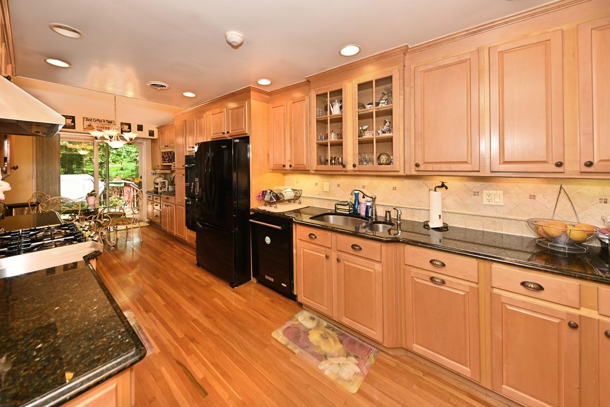 17 E Stemmer Lane, Suffern, NY 10901