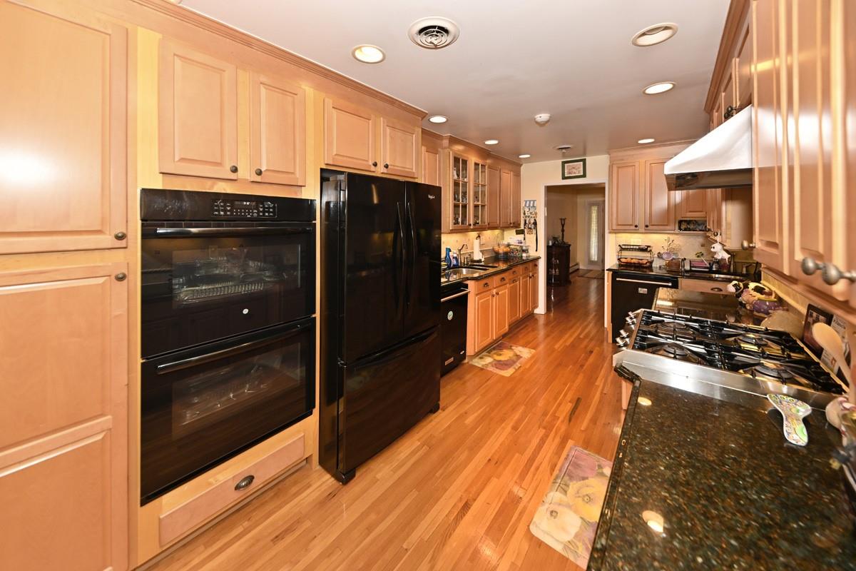 17 E Stemmer Lane, Suffern, NY 10901