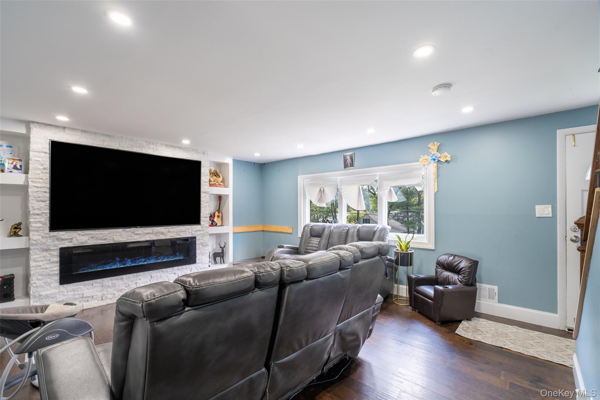 32 Badger Street, New City, NY 10956