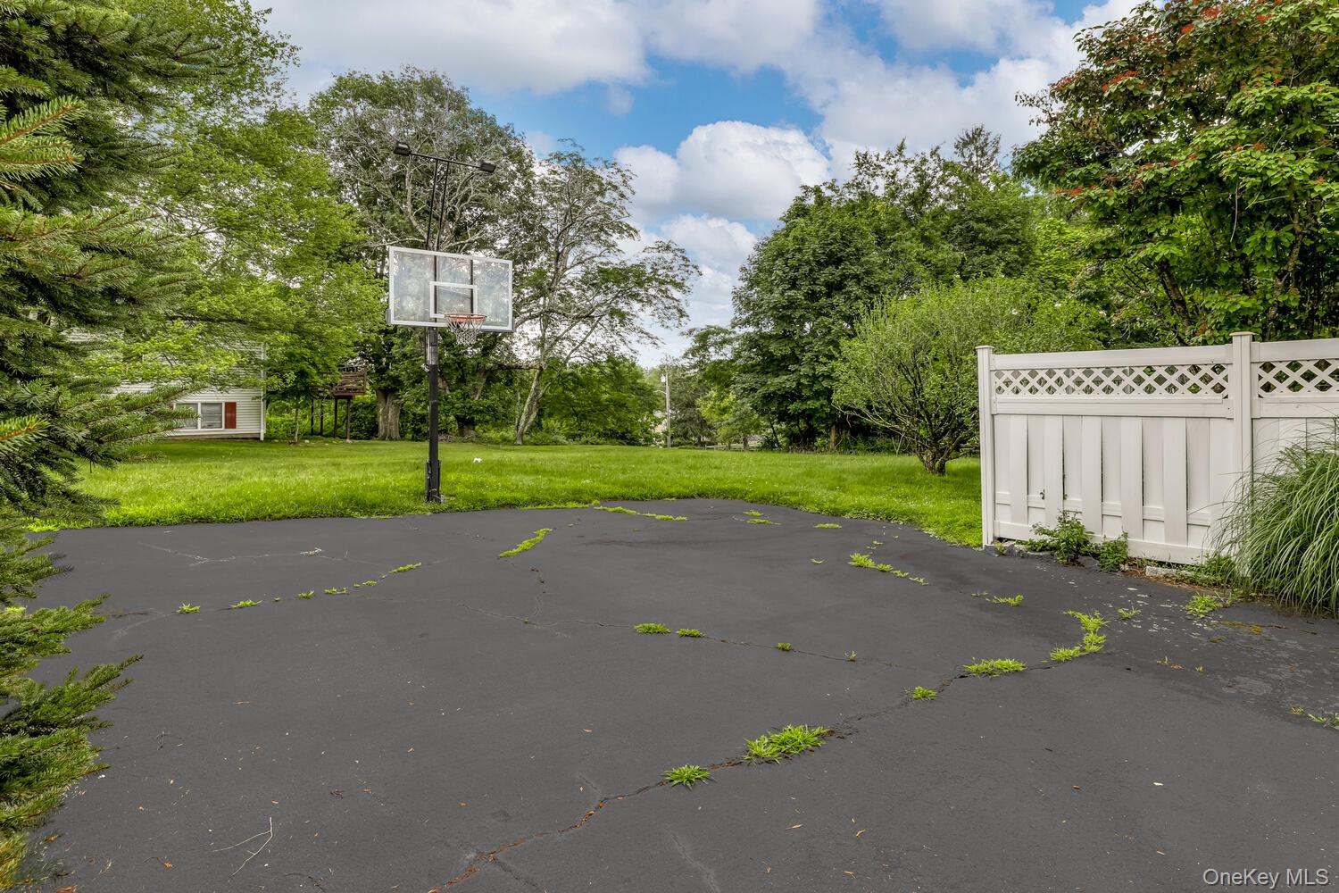 28 Lime Kiln Road, Suffern, NY 10901