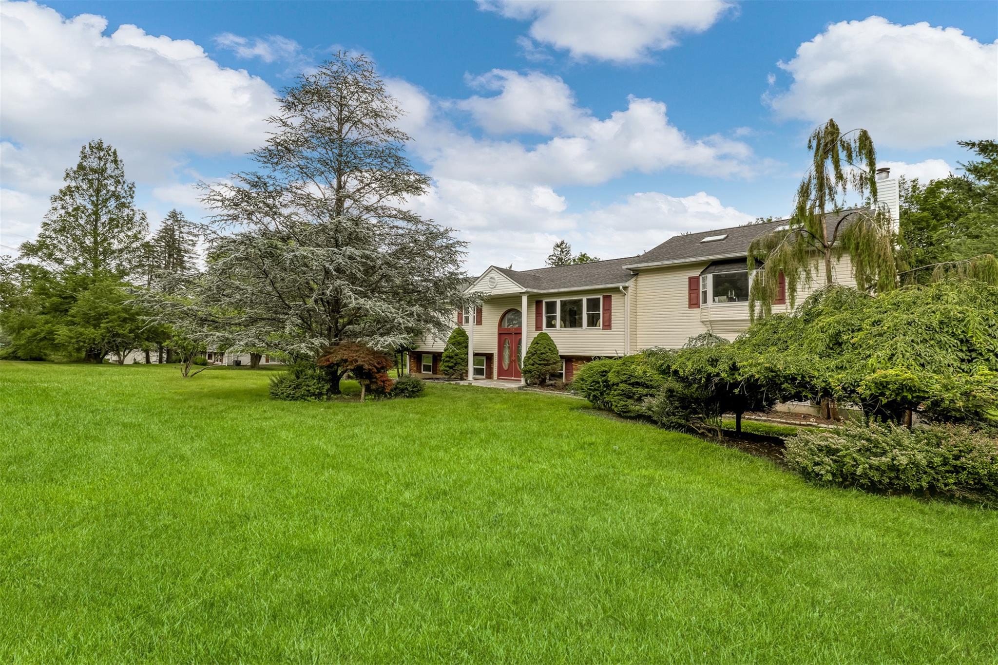 28 Lime Kiln Road, Suffern, NY 10901