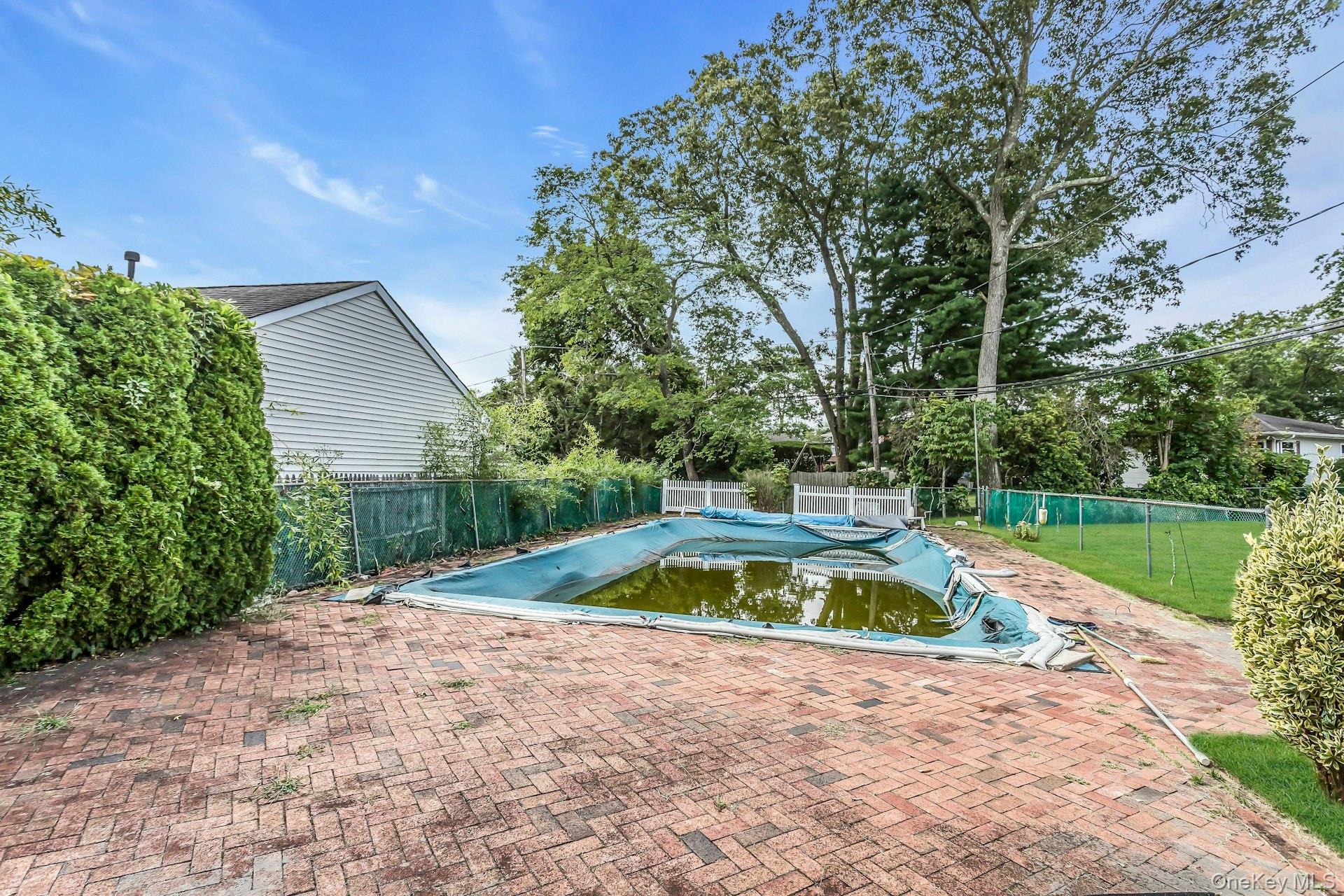 58 Sherbrooke Drive, Smithtown, NY 11787