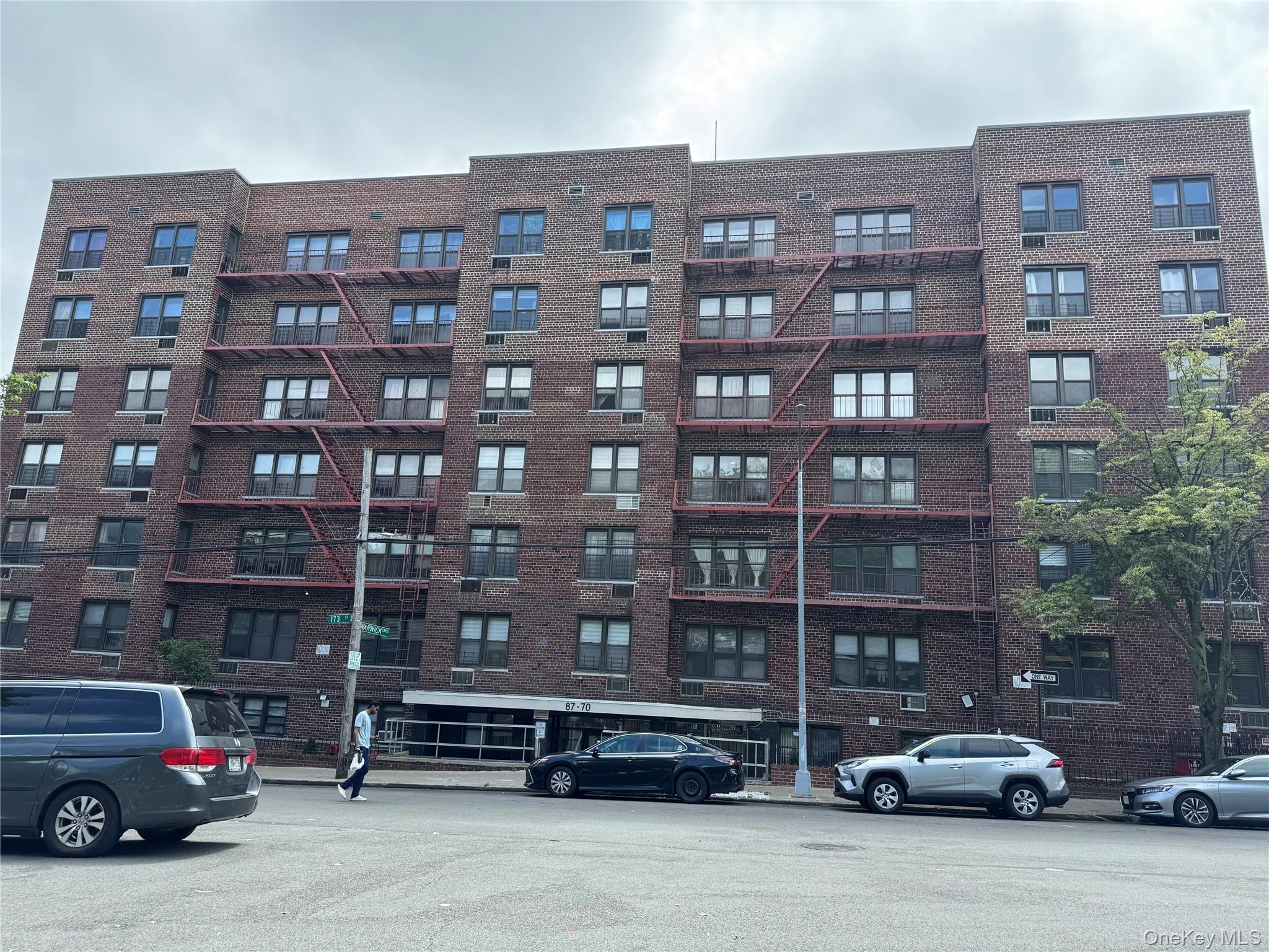 87-70 173 Street # 7H, Jamaica, NY 11432