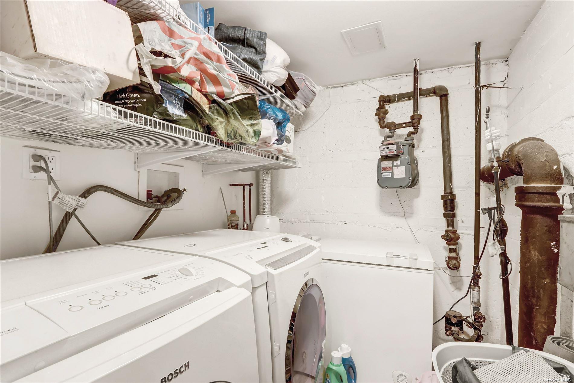 84-96 Austin Street, Kew Gardens, NY 11415