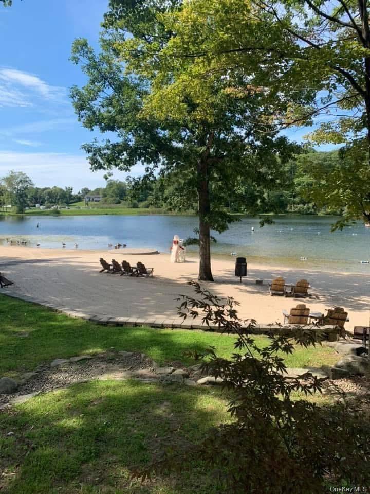 13 Butternut Court, Highland Mills, NY 10930