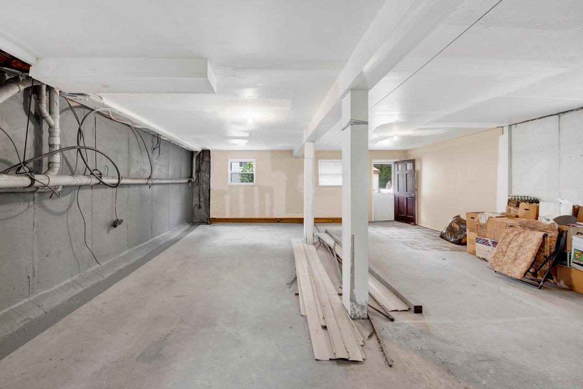 1455 Kennellworth Place, Bronx, NY 10465