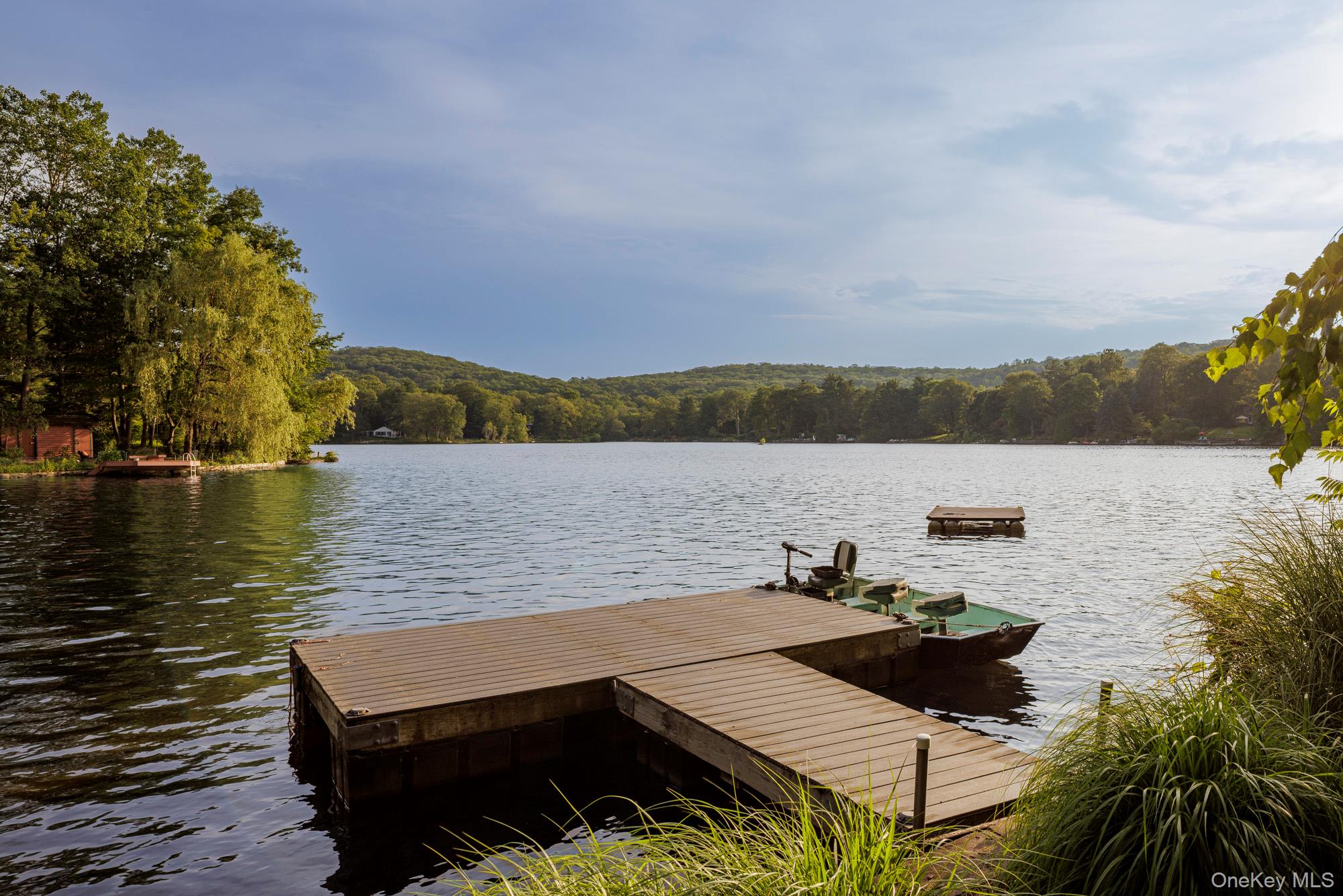 482 Lake Shore Road, Putnam Valley, NY 10579