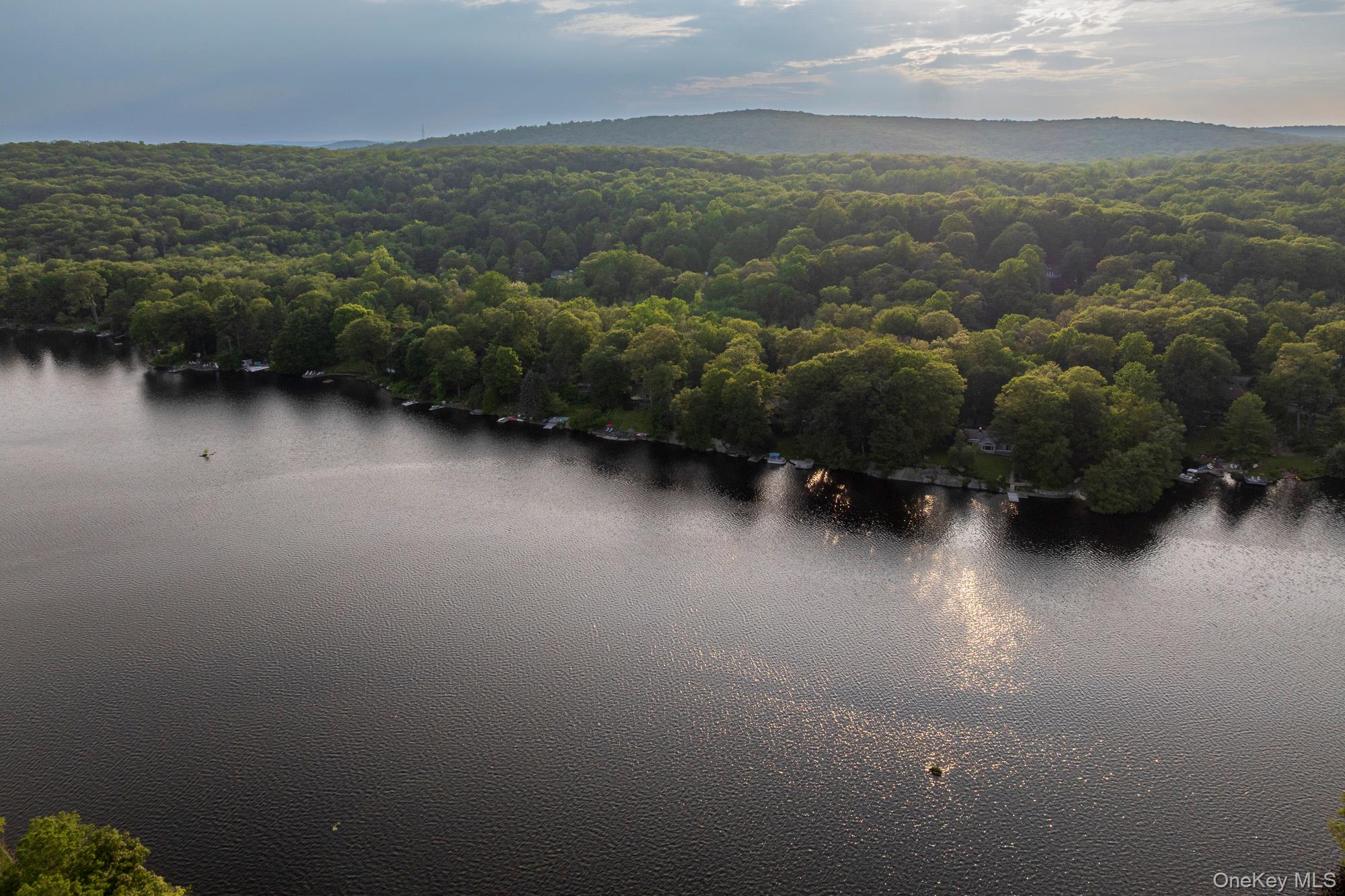 482 Lake Shore Road, Putnam Valley, NY 10579