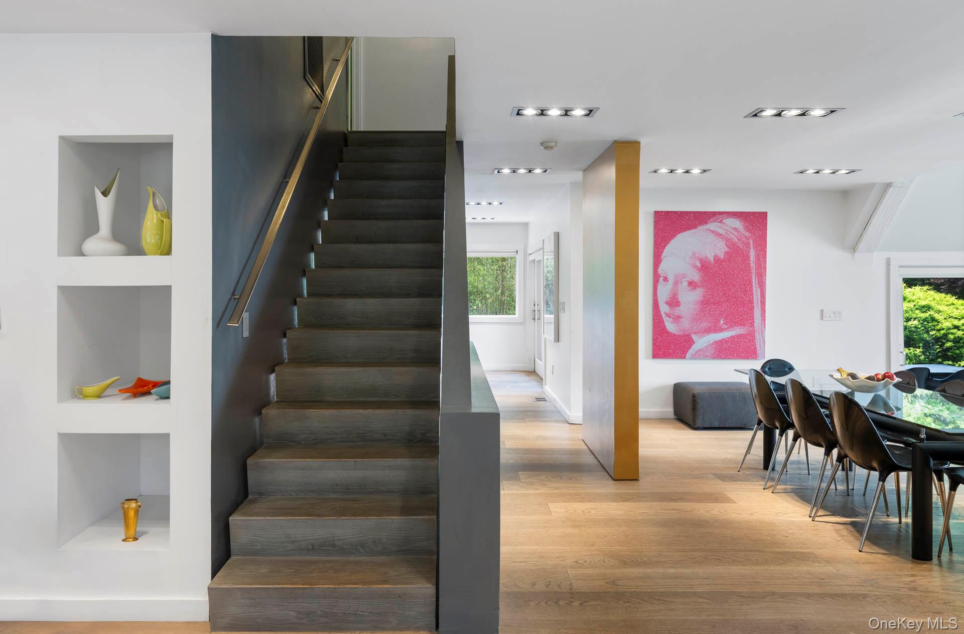 800 W 231st Street, Bronx, NY 10463