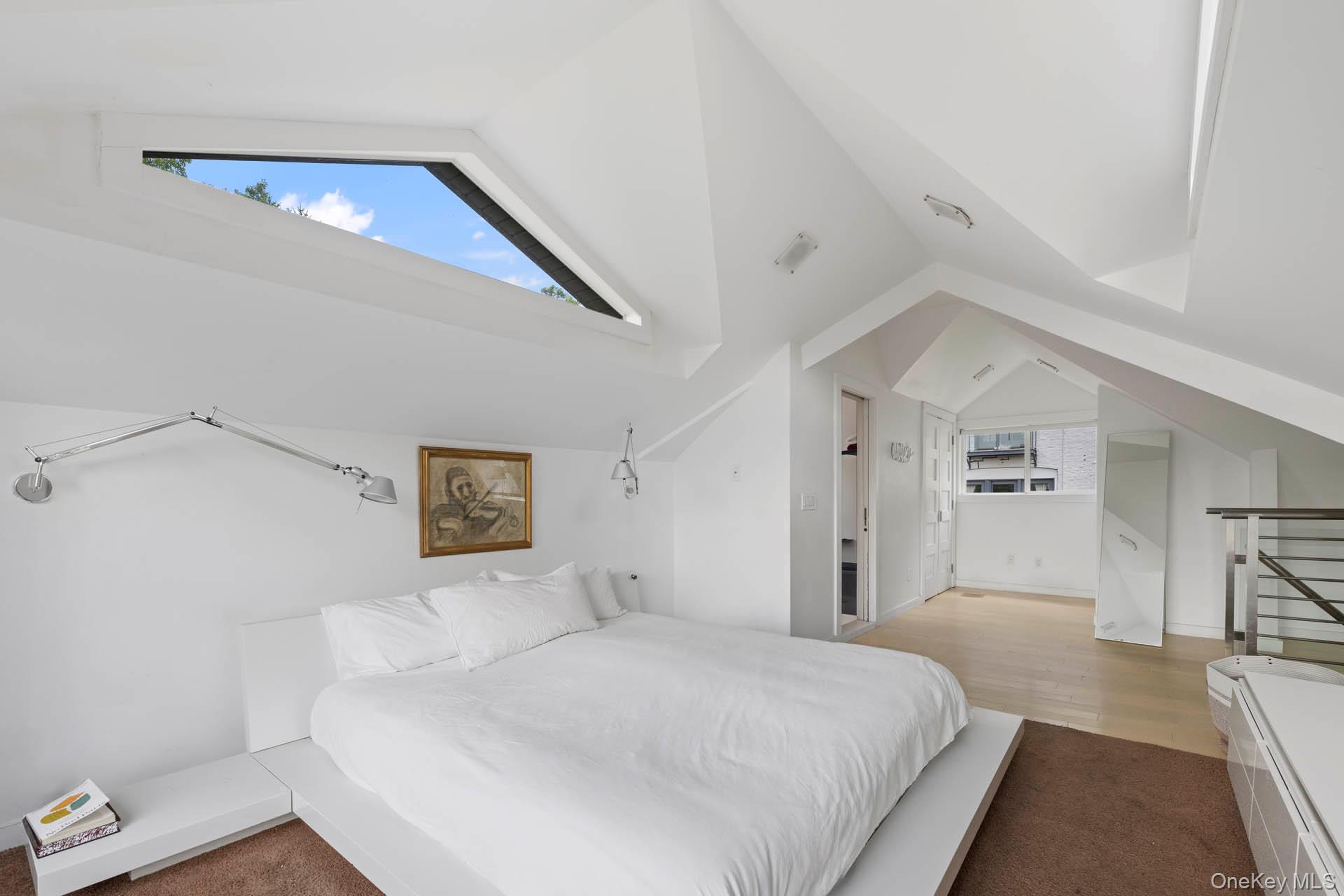 800 W 231st Street, Bronx, NY 10463