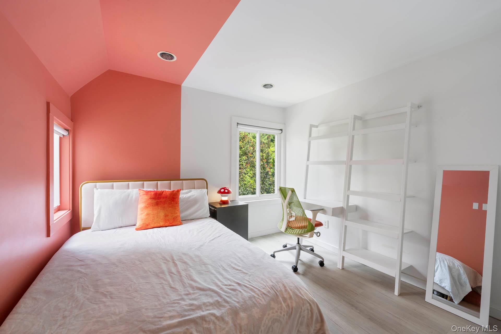 800 W 231st Street, Bronx, NY 10463