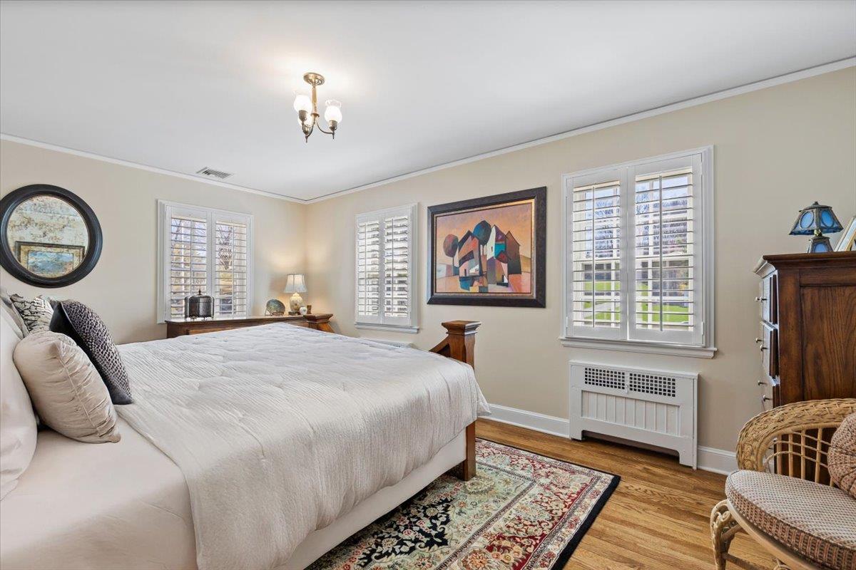 31 Colonial Road, White Plains, NY 10605