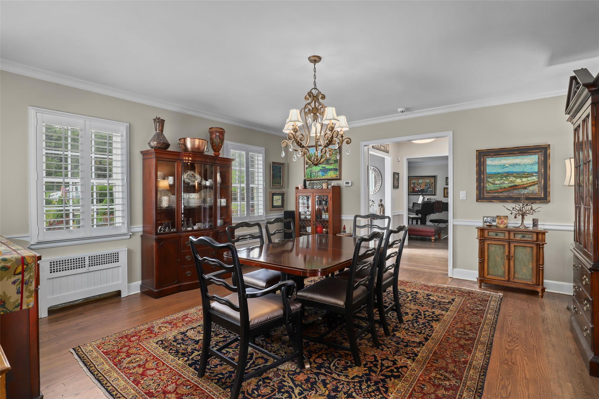 31 Colonial Road, White Plains, NY 10605