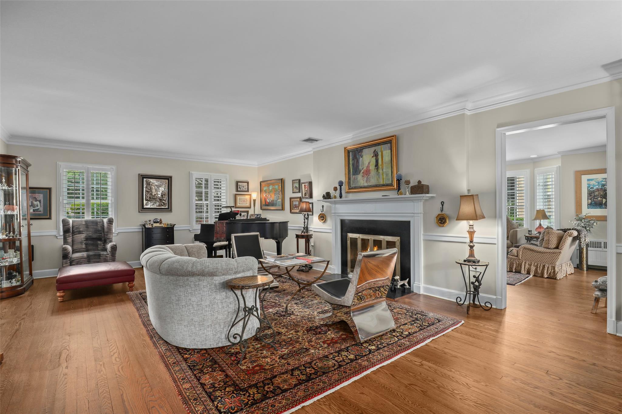 31 Colonial Road, White Plains, NY 10605